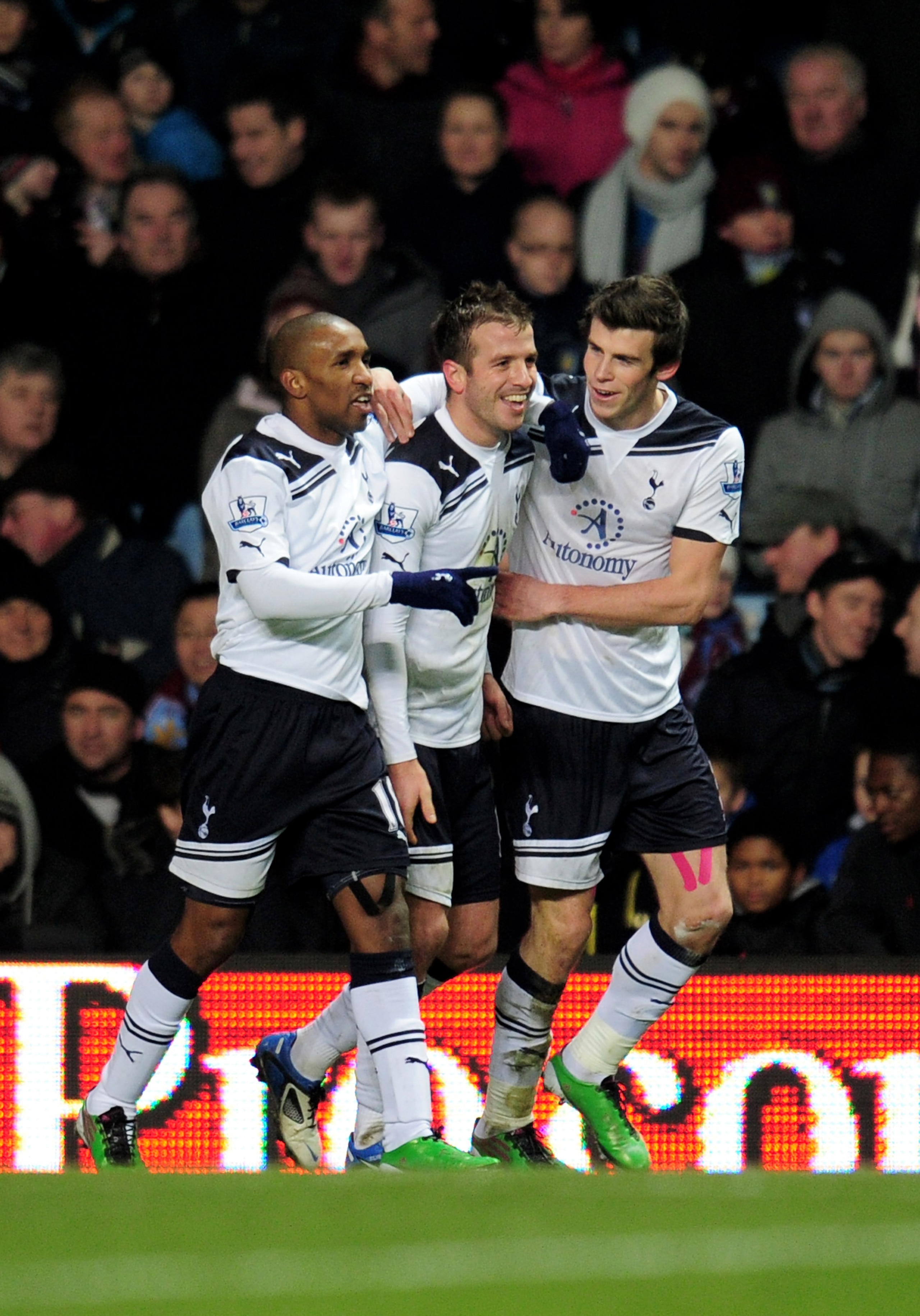 BIRMINGHAM, ENGLAND - DECEMBER 26: (L-R) Jermaine Defoe, Rafael Van Der Vaart and Gareth Bale of Tottenham celebrate after Van Der Vaart scores the opening goal during the Barclays Premier League match between Aston Villa and Tottenham Hotspur at Villa P BIRMINGHAM, ENGLAND - DECEMBER 26: (L-R) Jermaine Defoe, Rafael Van Der Vaart and Gareth Bale of Tottenham celebrate after Van Der Vaart scores the opening goal during the Barclays Premier League match between Aston Villa and Tottenham Hotspur at Villa P