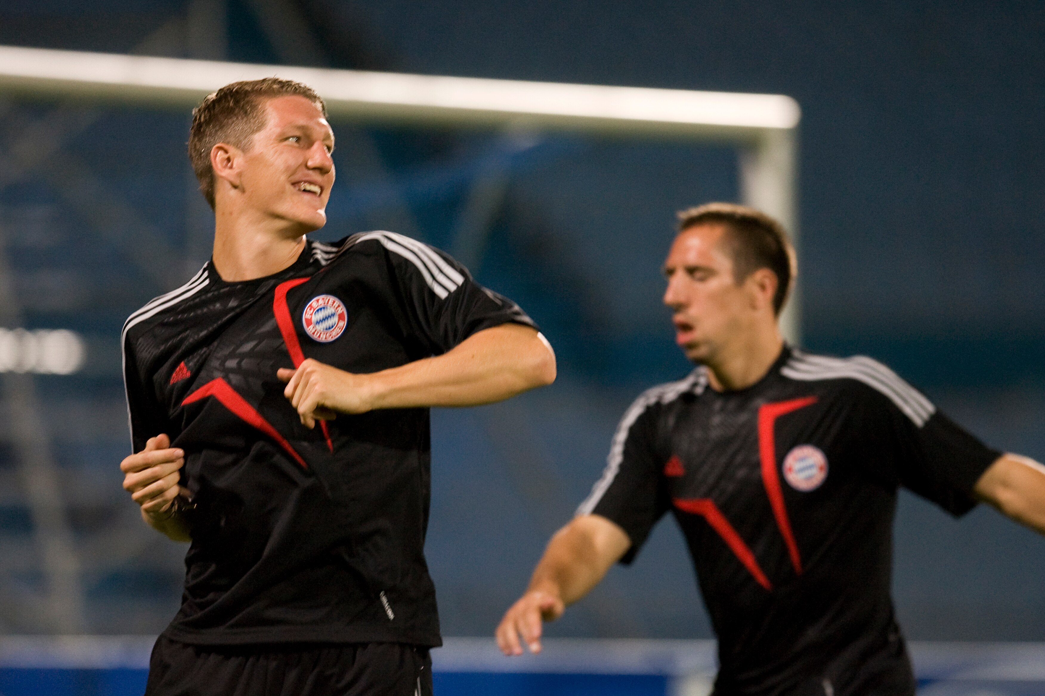 RAMAT GAN, ISRAEL - SEPTEMBER 14: (ISRAEL OUT)  Bastian Schweinsteiger (L) and Franck Ribery of FC Bayern Muenchen during a training  ahead of a champions league match against Macabi Haifa tomorrow,  September 14, 2009 in Ramat Gan, Israel.  (Photo by Uri