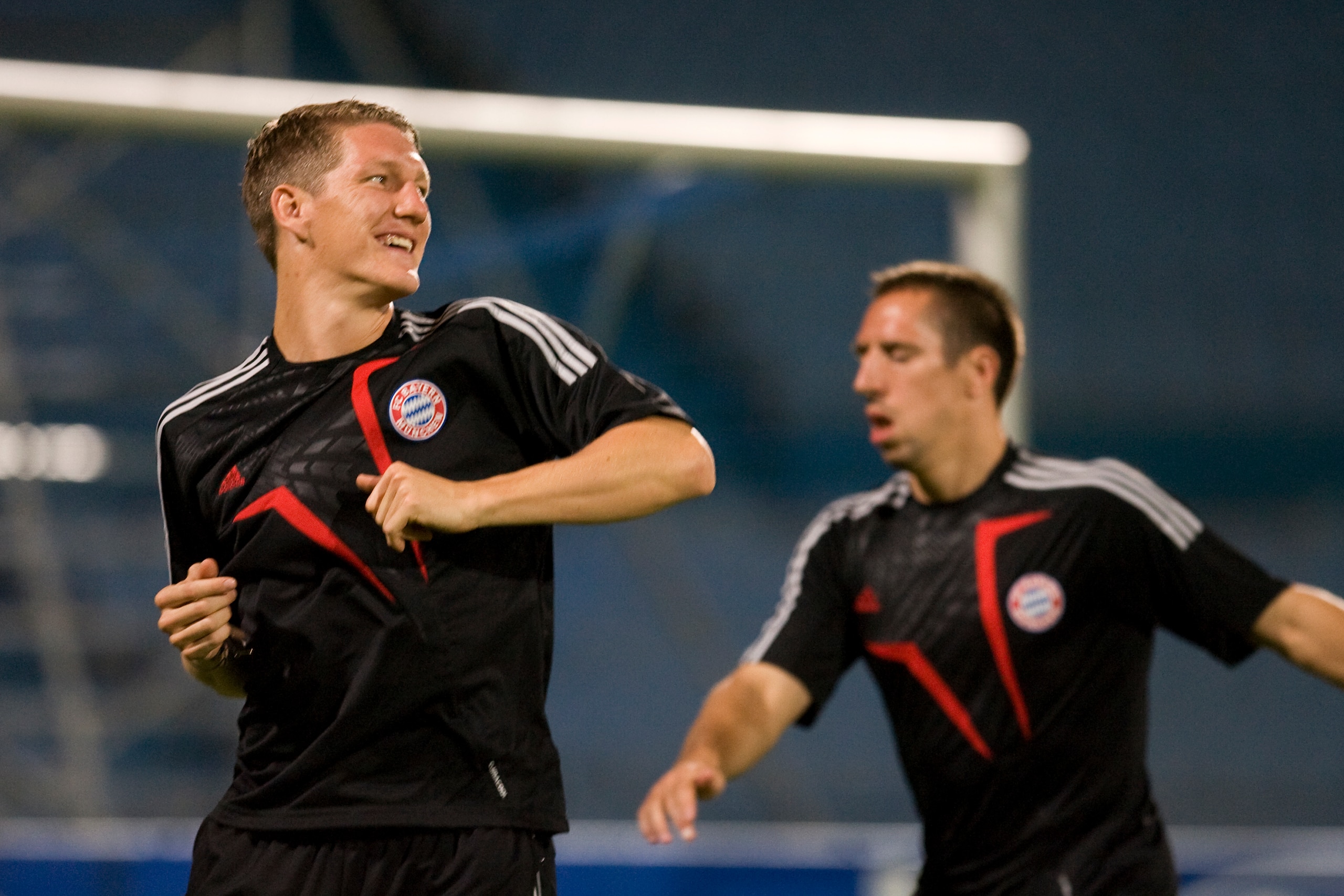 RAMAT GAN, ISRAEL - SEPTEMBER 14: (ISRAEL OUT) Bastian Schweinsteiger (L) and Franck Ribery of FC Bayern Muenchen during a training ahead of a champions league match against Macabi Haifa tomorrow, September 14, 2009 in Ramat Gan, Israel. (Photo by Uri RAMAT GAN, ISRAEL - SEPTEMBER 14: (ISRAEL OUT) Bastian Schweinsteiger (L) and Franck Ribery of FC Bayern Muenchen during a training ahead of a champions league match against Macabi Haifa tomorrow, September 14, 2009 in Ramat Gan, Israel. (Photo by Uri