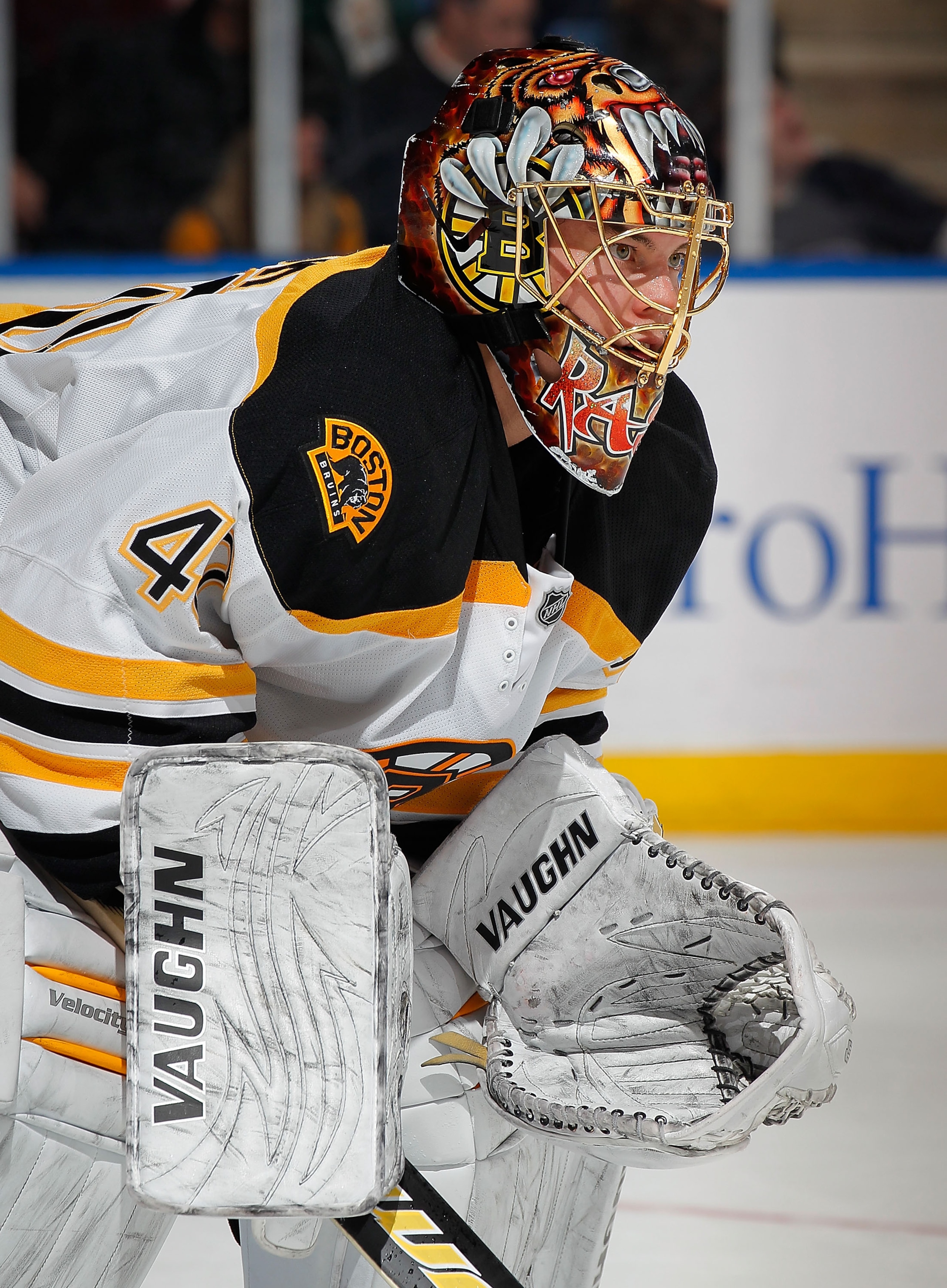 UNIONDALE, NY - FEBRUARY 17:  Goalie Tuukka Rask #40 of the Boston Bruins watches during a faceoff timeout in an NHL hockey game against the New York Islanders at the Nassau Coliseum on February 17, 2011 in Uniondale, New York.  (Photo by Paul Bereswill/G