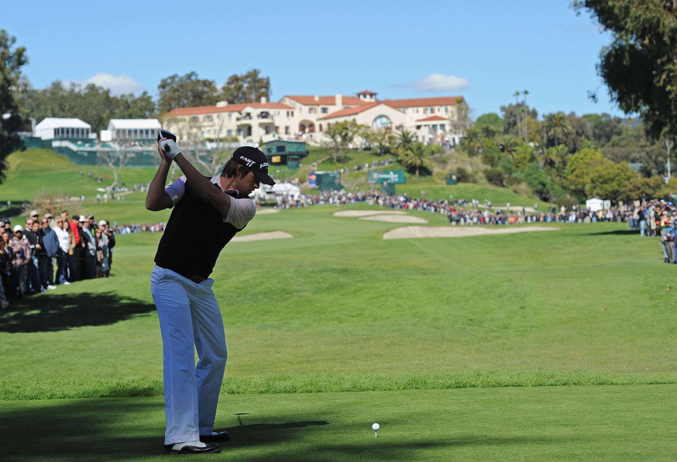 PACIFIC PALISADES, CA - FEBRUARY 20: Aaron Baddeley of Australia plays his tee shot on the nineth hole during the final round of the Northern Trust Open at Riviera Country Club on February 20, 2011 in Pacific Palisades, California. (Photo by Stuart Fran PACIFIC PALISADES, CA - FEBRUARY 20: Aaron Baddeley of Australia plays his tee shot on the nineth hole during the final round of the Northern Trust Open at Riviera Country Club on February 20, 2011 in Pacific Palisades, California. (Photo by Stuart Fran