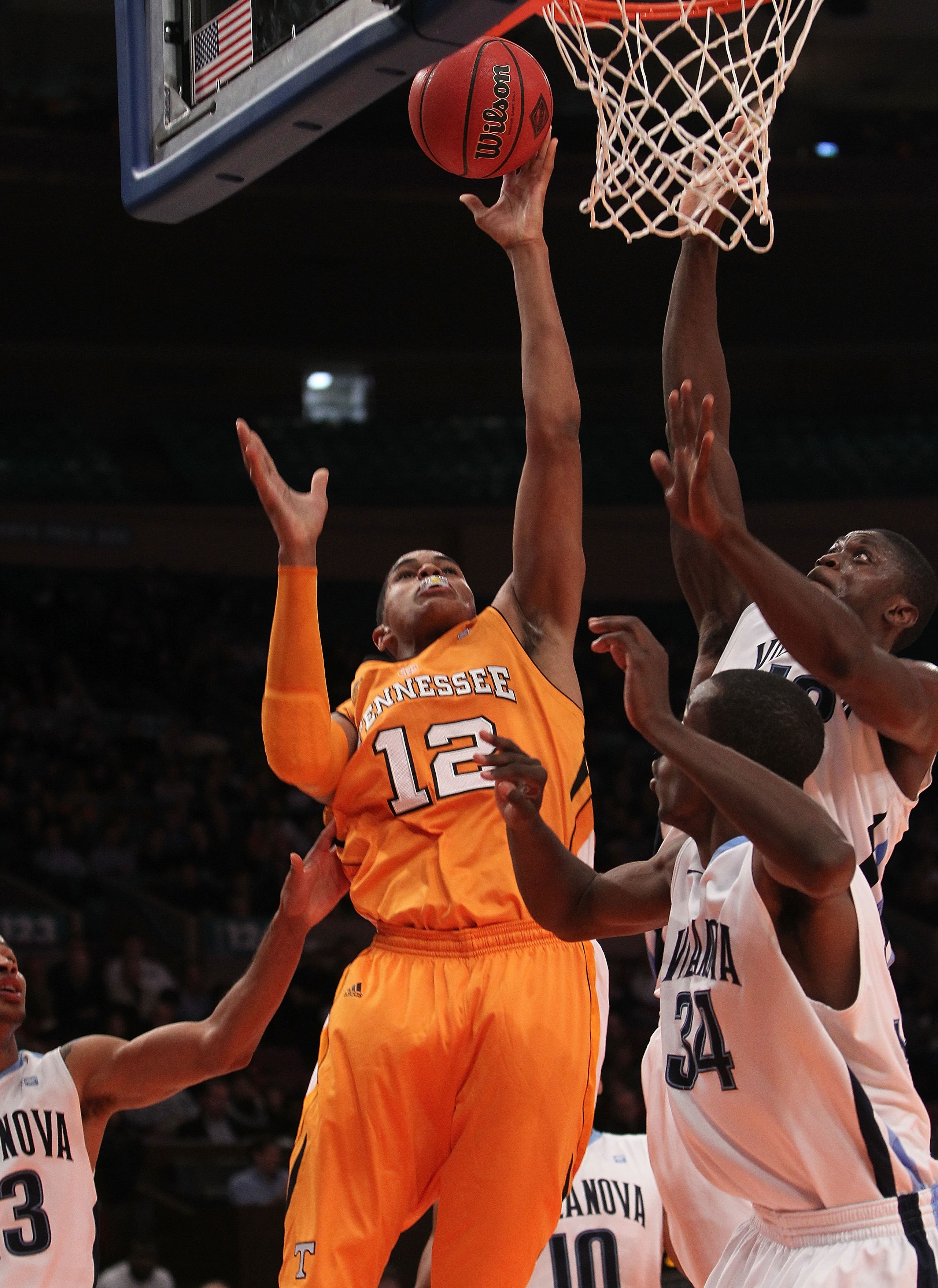 NEW YORK - NOVEMBER 26: Tobias Harris #12 of the Tennessee Volunteers shoots the ball against the Villanova Wildcats  during the Championship game at Madison Square Garden on November 26, 2010 in New York City.  (Photo by Nick Laham/Getty Images)