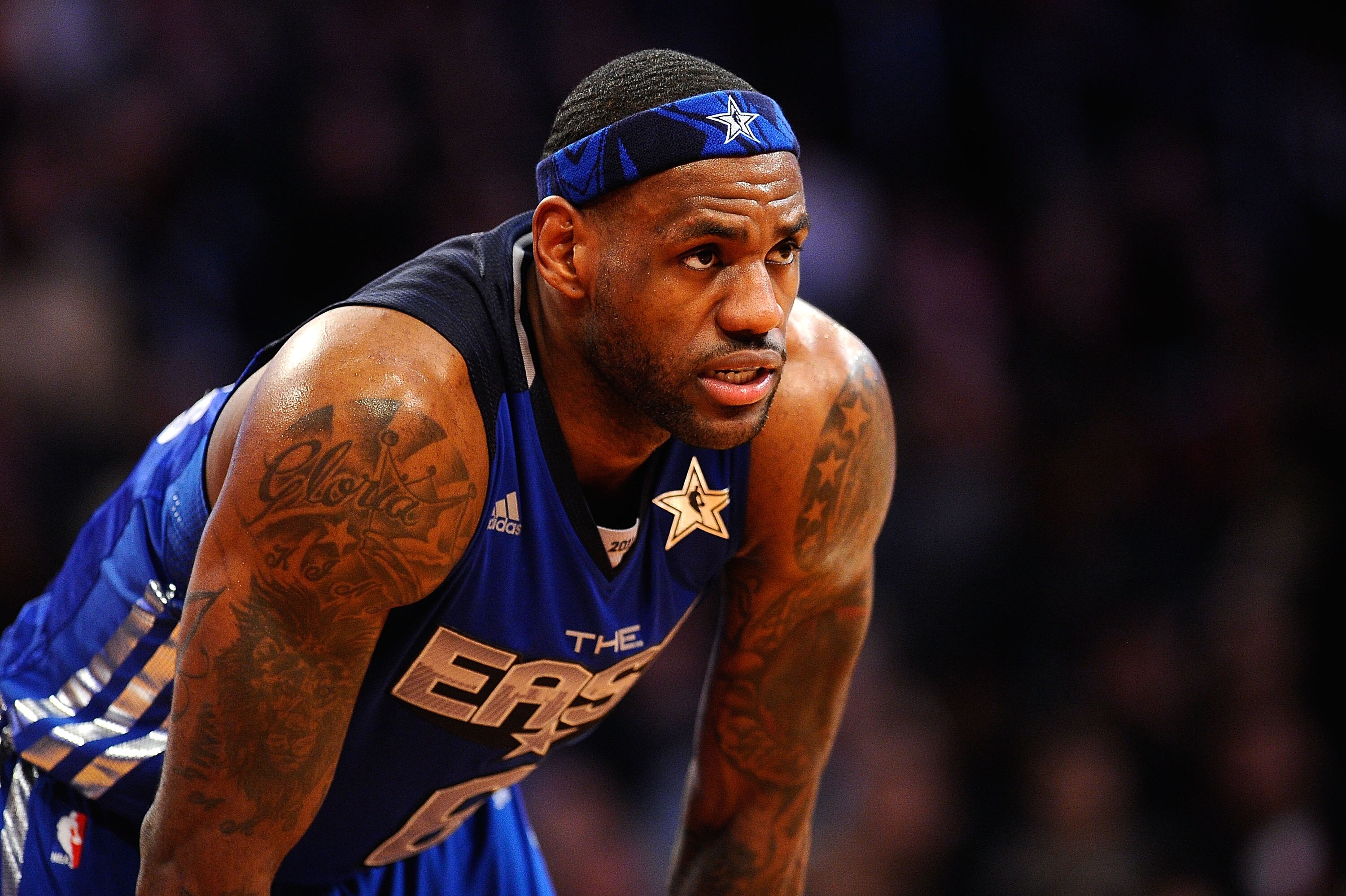 LOS ANGELES, CA - FEBRUARY 20:  LeBron James #6 of the Miami Heat and the Eastern Conference looks on in the 2011 NBA All-Star Game at Staples Center on February 20, 2011 in Los Angeles, California. NOTE TO USER: User expressly acknowledges and agrees tha