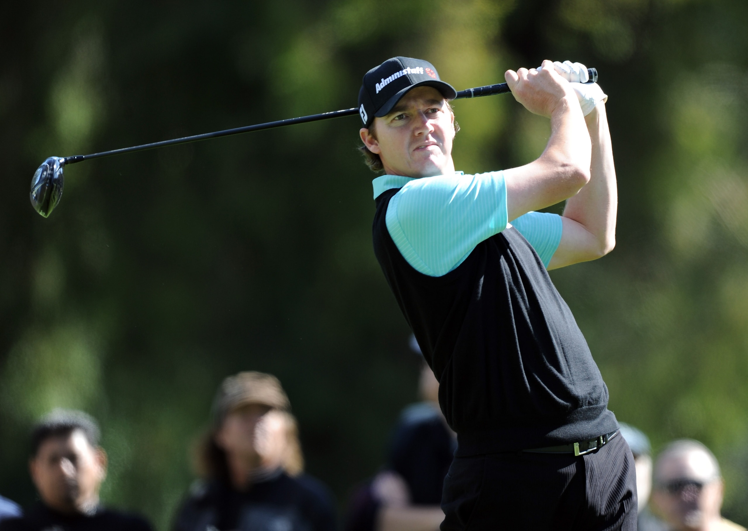 PACIFIC PALISADES, CA - FEBRUARY 20: Jimmy Walker hits a tee shot on the second hole during the fourth round of the Northern Trust Open at the Riviera Country Club on February 20, 2011 in Pacific Palisades, California. (Photo by Harry How/Getty Images) PACIFIC PALISADES, CA - FEBRUARY 20: Jimmy Walker hits a tee shot on the second hole during the fourth round of the Northern Trust Open at the Riviera Country Club on February 20, 2011 in Pacific Palisades, California. (Photo by Harry How/Getty Images)
