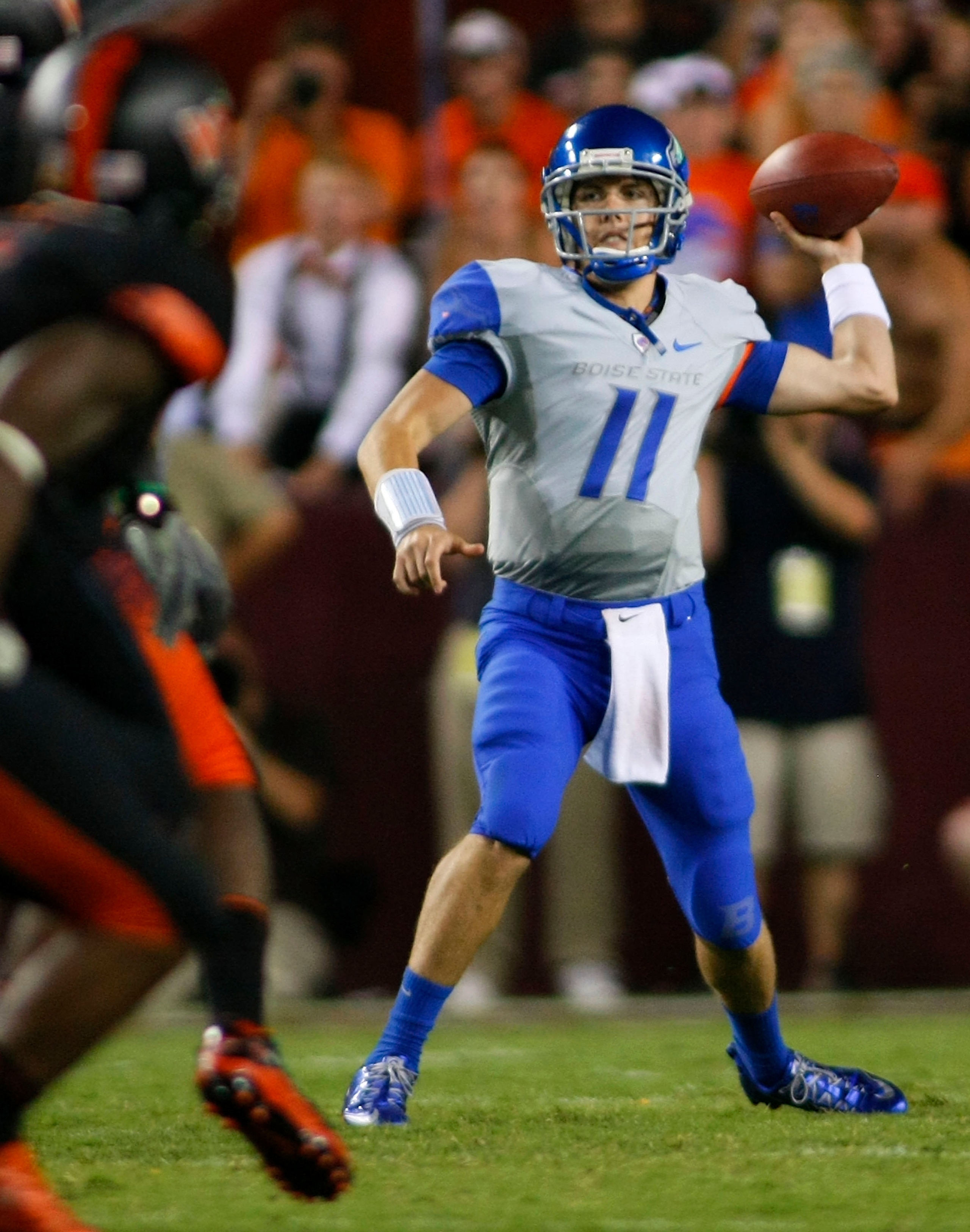 LANDOVER, MD - SEPTEMBER 06: Quarterback Kellen Moore #11 of the Boise State Broncos passes against the Virginia Tech Hokies at FedExField on September 6, 2010 in Landover, Maryland. (Photo by Geoff Burke/Getty Images) LANDOVER, MD - SEPTEMBER 06: Quarterback Kellen Moore #11 of the Boise State Broncos passes against the Virginia Tech Hokies at FedExField on September 6, 2010 in Landover, Maryland. (Photo by Geoff Burke/Getty Images)