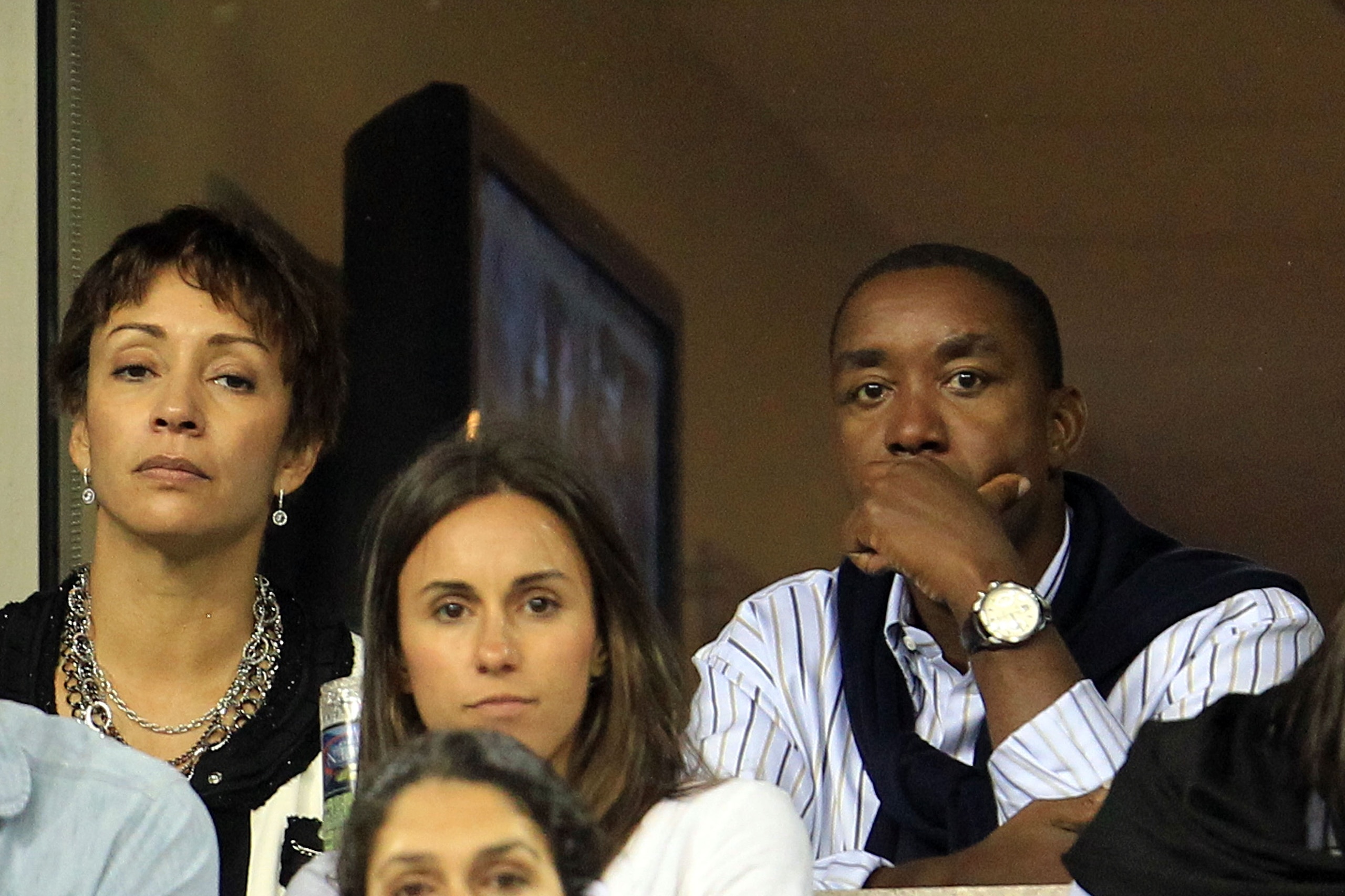 NEW YORK - SEPTEMBER 04:  Isiah Thomas watches as Novak Djokovic of Serbia plays against James Blake of the United States during his men's singles match on day six of the 2010 U.S. Open at the USTA Billie Jean King National Tennis Center on September 4, 2