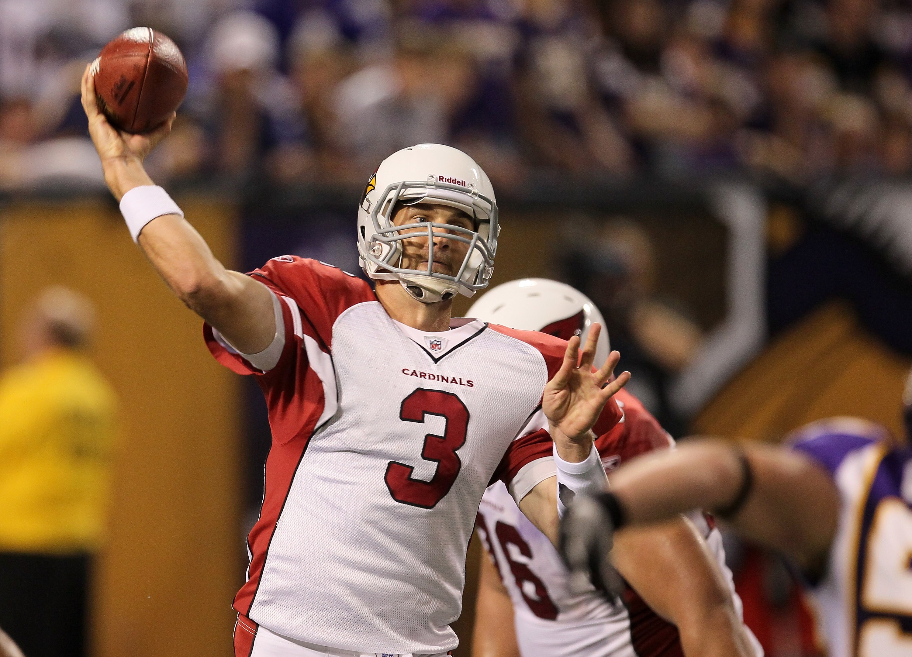 MINNEAPOLIS - NOVEMBER 7:  Quarterback Derek Anderson #3 of the Arizona Cardinals throws a pass against the Minnesota Vikings at Hubert H. Humphrey Metrodome on November 7, 2010 in Minneapolis, Minnesota. The Vikings won 27-24 in overtime. (Photo by Steph