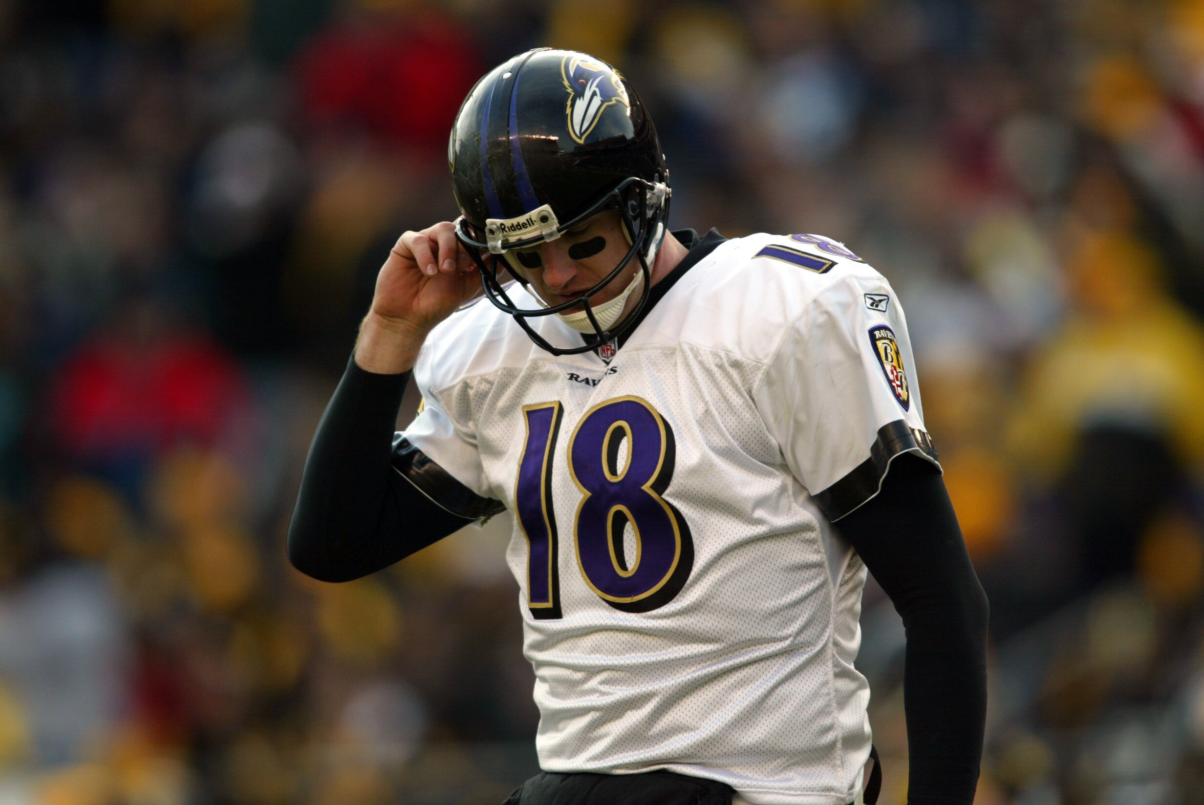 20 Jan 2002 : Quarterback Elvis Grbac of the Baltimore Ravens during the AFC divisional playoff game against the Pittsburgh Steelers at Heinz Field in Pittsburgh, Pennsylvania. The Steelers won 27-10. DIGITAL IMAGE. Mandatory Credit: Andy Lyons/Getty Imag