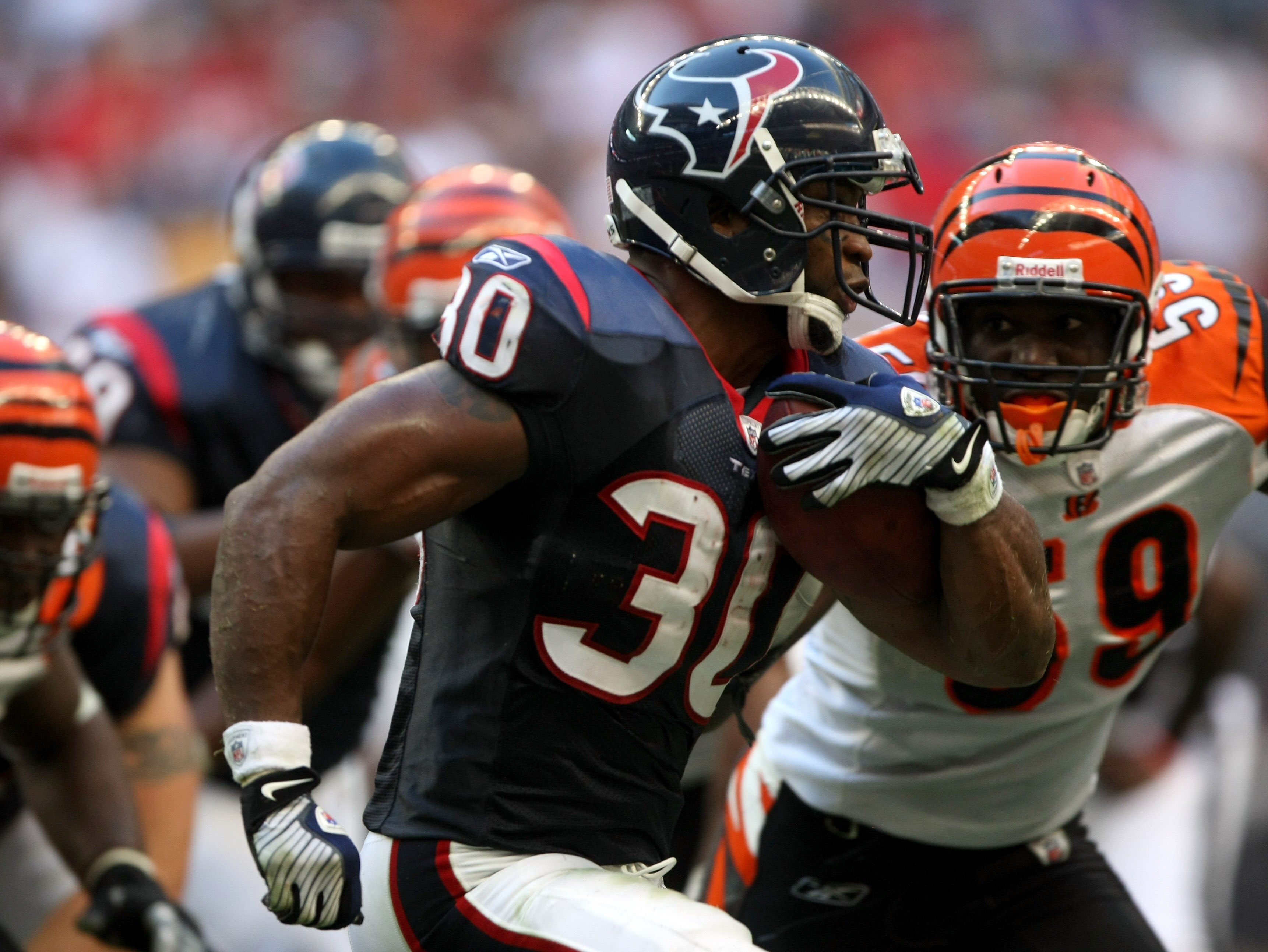 HOUSTON - OCTOBER 26:  Running back Ahman Green #30 of the Houston Texans carries the ball against the Cincinnati Bengals on October 26, 2008 at Reliant Stadium in Houston, Texas. The Texans won 35-6.  (Photo by Stephen Dunn/Getty Images)