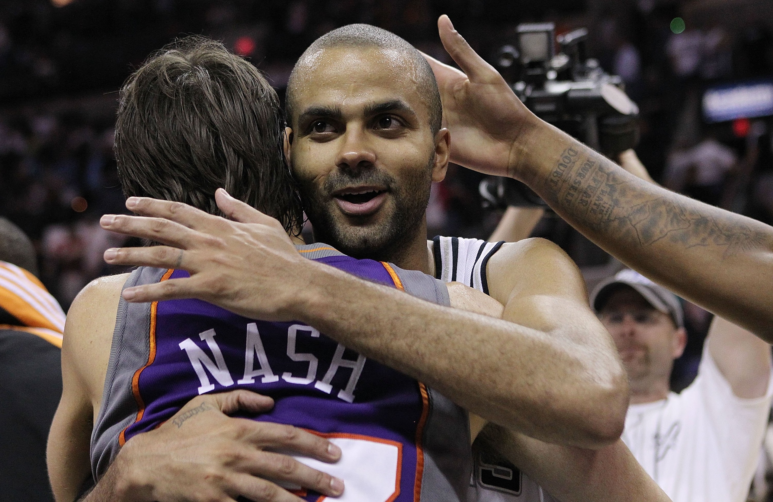 SAN ANTONIO - MAY 09:  Guard Steve Nash #13 of the Phoenix Suns talks with Tony Parker #9 of the San Antonio Spurs in Game Four of the Western Conference Semifinals during the 2010 NBA Playoffs at AT&T Center on May 9, 2010 in San Antonio, Texas.  The Sun