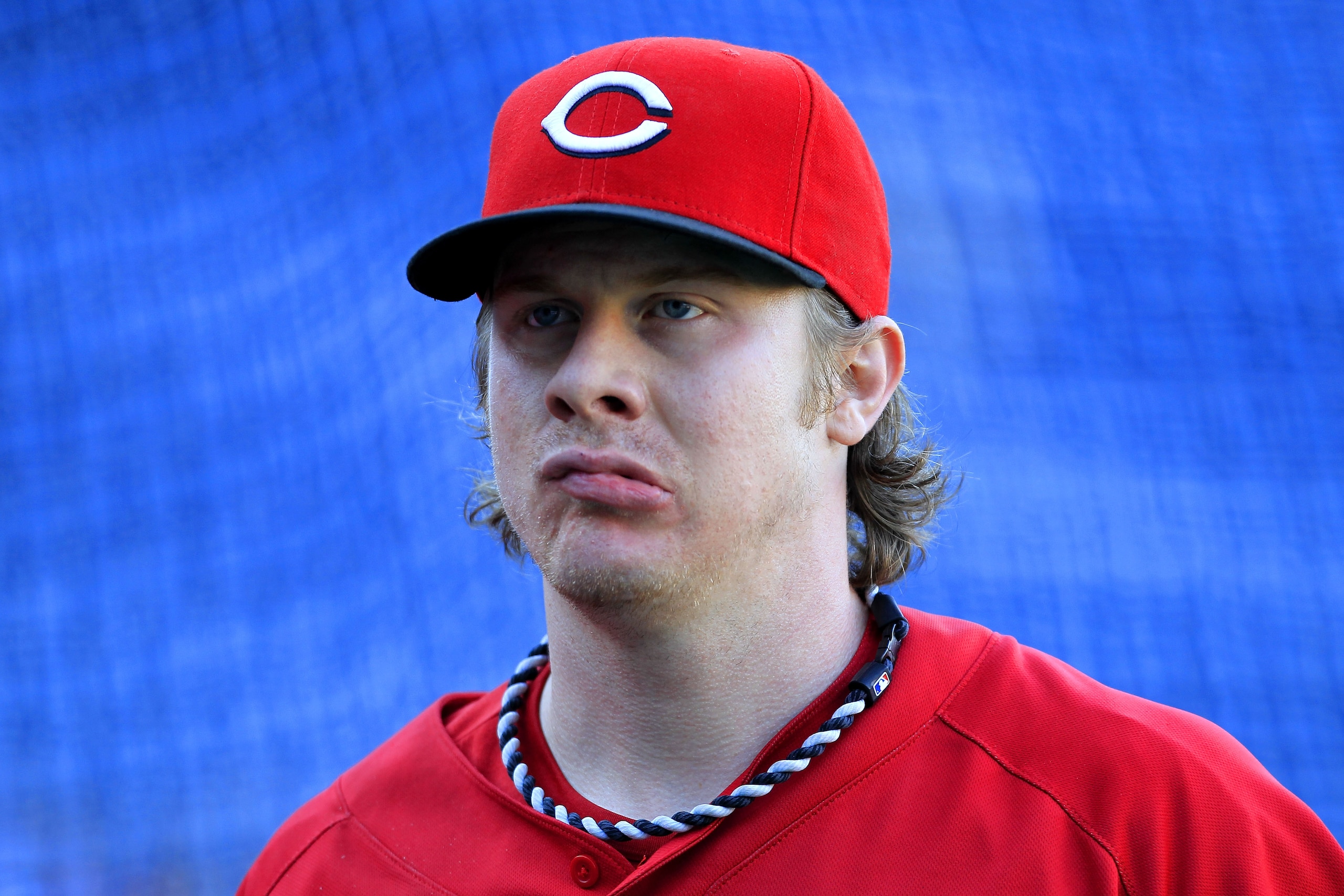 PHILADELPHIA - OCTOBER 08: Ryan Hanigan #29 of the Cincinnati Reds takes batting practice before game 2 of the NLDS against the Philadelphia Phillies at Citizens Bank Park on October 8, 2010 in Philadelphia, Pennsylvania. (Photo by Chris Trotman/Getty I PHILADELPHIA - OCTOBER 08: Ryan Hanigan #29 of the Cincinnati Reds takes batting practice before game 2 of the NLDS against the Philadelphia Phillies at Citizens Bank Park on October 8, 2010 in Philadelphia, Pennsylvania. (Photo by Chris Trotman/Getty I
