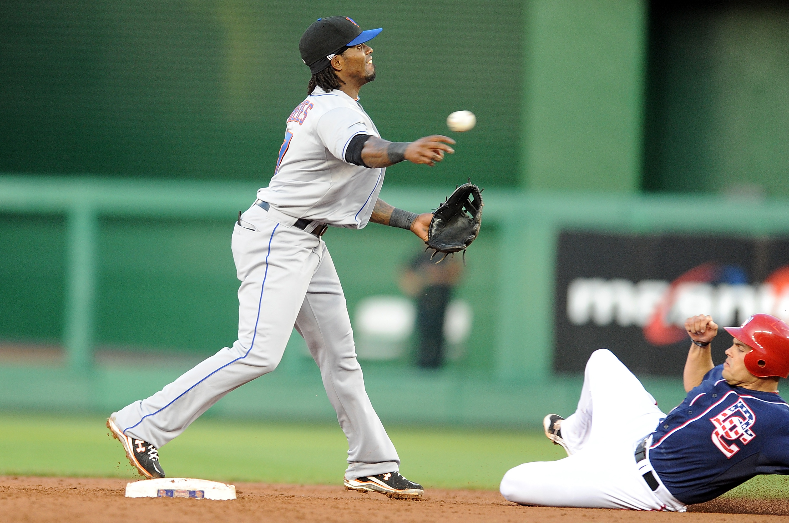 Mets shortstop Jose Reyes can't play, but soaks in 2011 MLB All-Star Game  experience in Arizona – New York Daily News