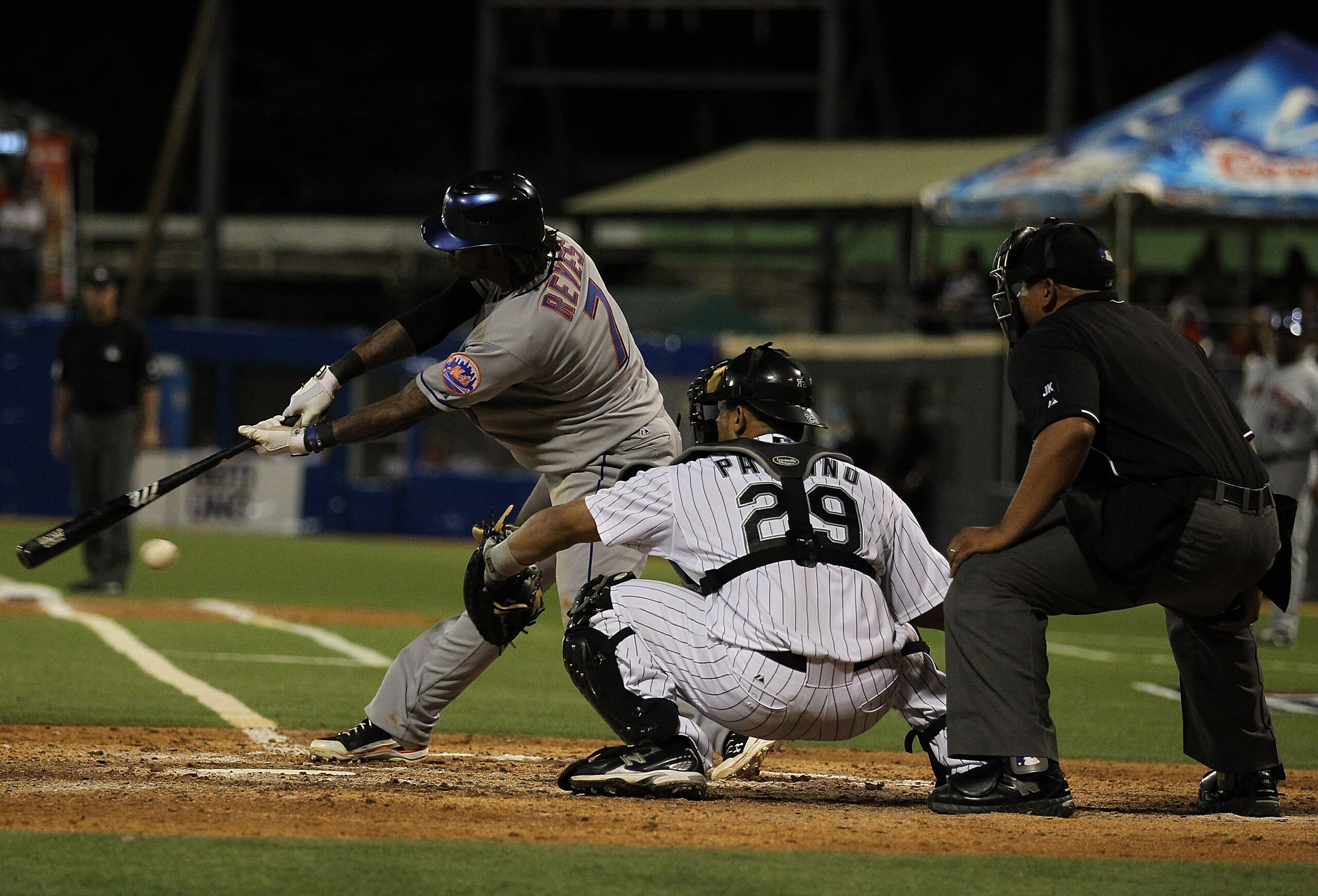 SAN JUAN, PUERTO RICO - JUNE 29:  Jose Reyes #7 of the New York Mets strikes out against the Florida Marlins during their game at Hiram Bithorn Stadium on June 29, 2010 in San Juan, Puerto Rico.  (Photo by Al Bello/Getty Images)