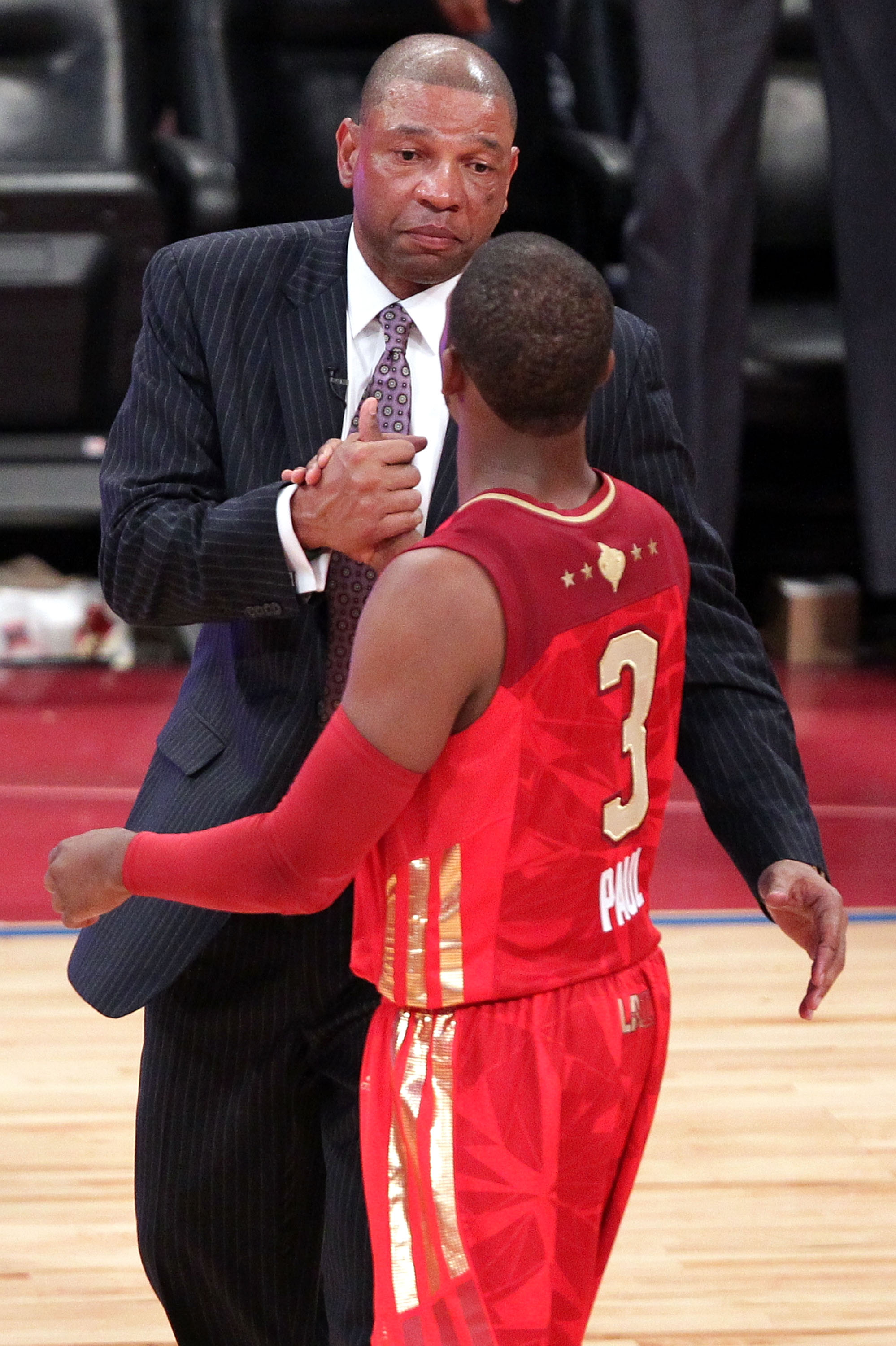 LOS ANGELES, CA - FEBRUARY 20:  Head coach Doc Rivers shakes hands with Chris Paul #3 of the New Orleans Hornets and the Western Conference after the 2011 NBA All-Star Game at Staples Center on February 20, 2011 in Los Angeles, California. NOTE TO USER: U