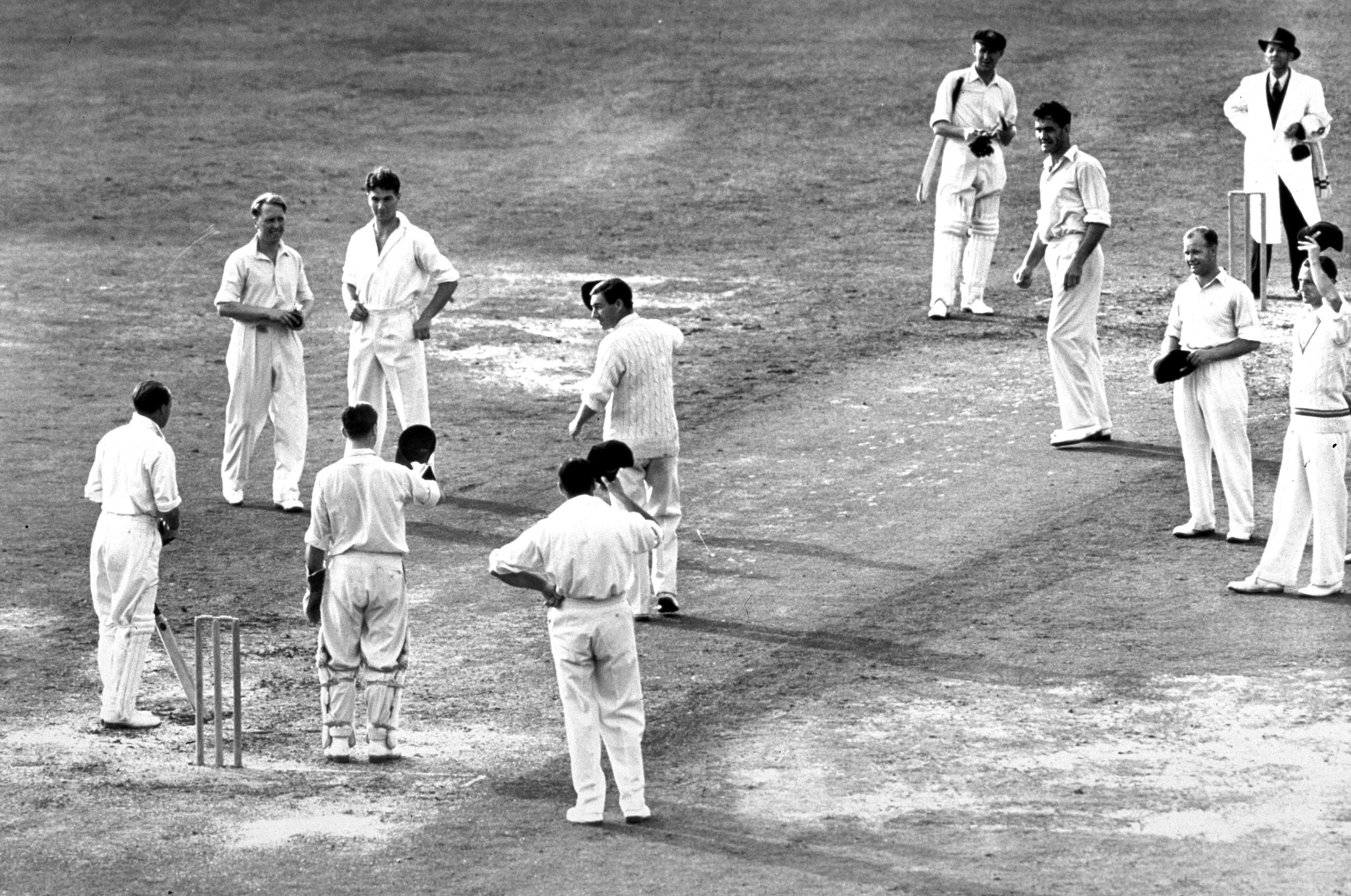 1 Jan 1948:  Sir Donald Bradman of Australia in action  his last innings during the 1948 England v Australia test at the Oval, London, England. Mandatory Credit: Allsport Australia/ALLSPORT
