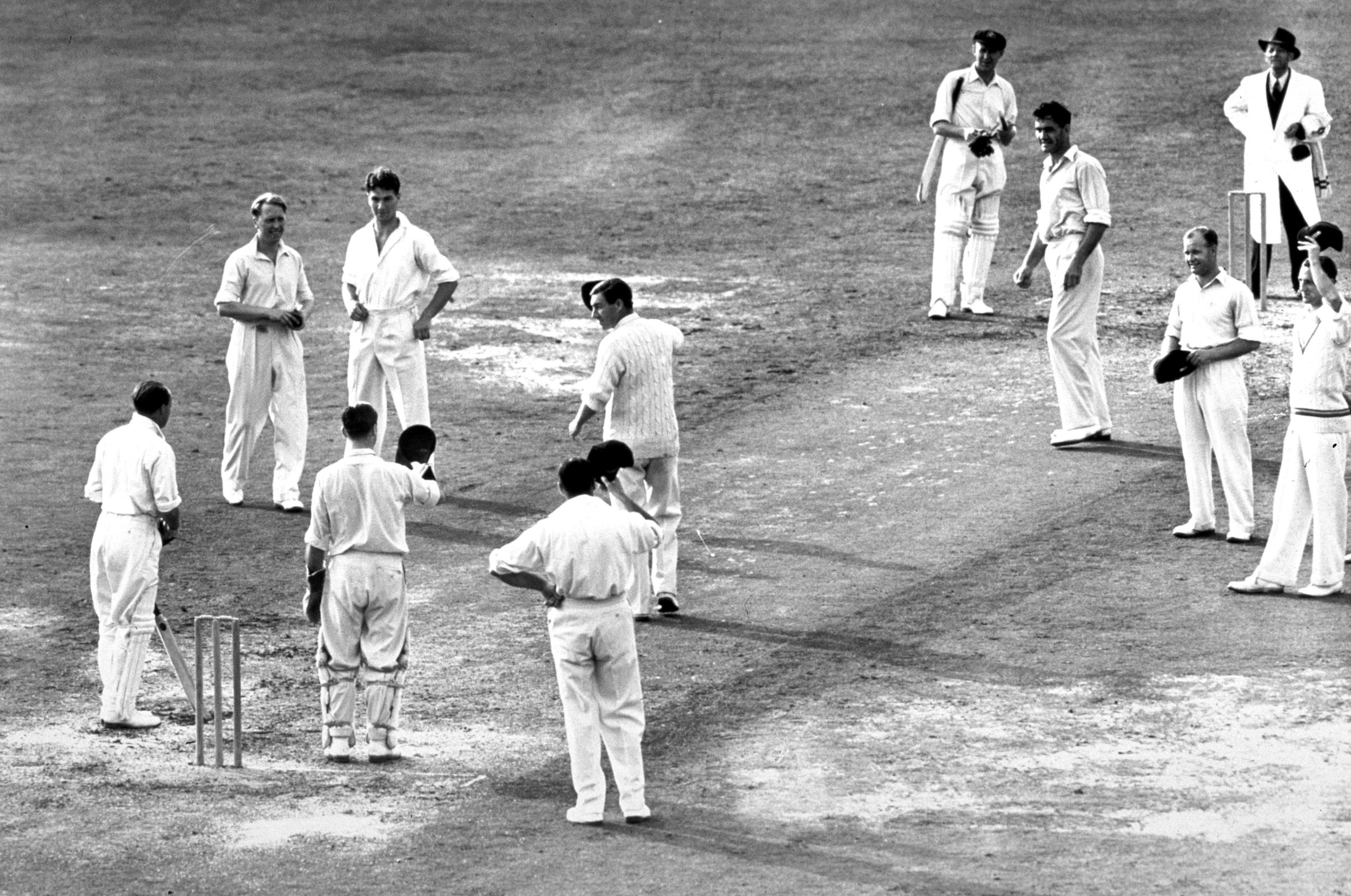 1 Jan 1948:  Sir Donald Bradman of Australia in action  his last innings during the 1948 England v Australia test at the Oval, London, England. Mandatory Credit: Allsport Australia/ALLSPORT