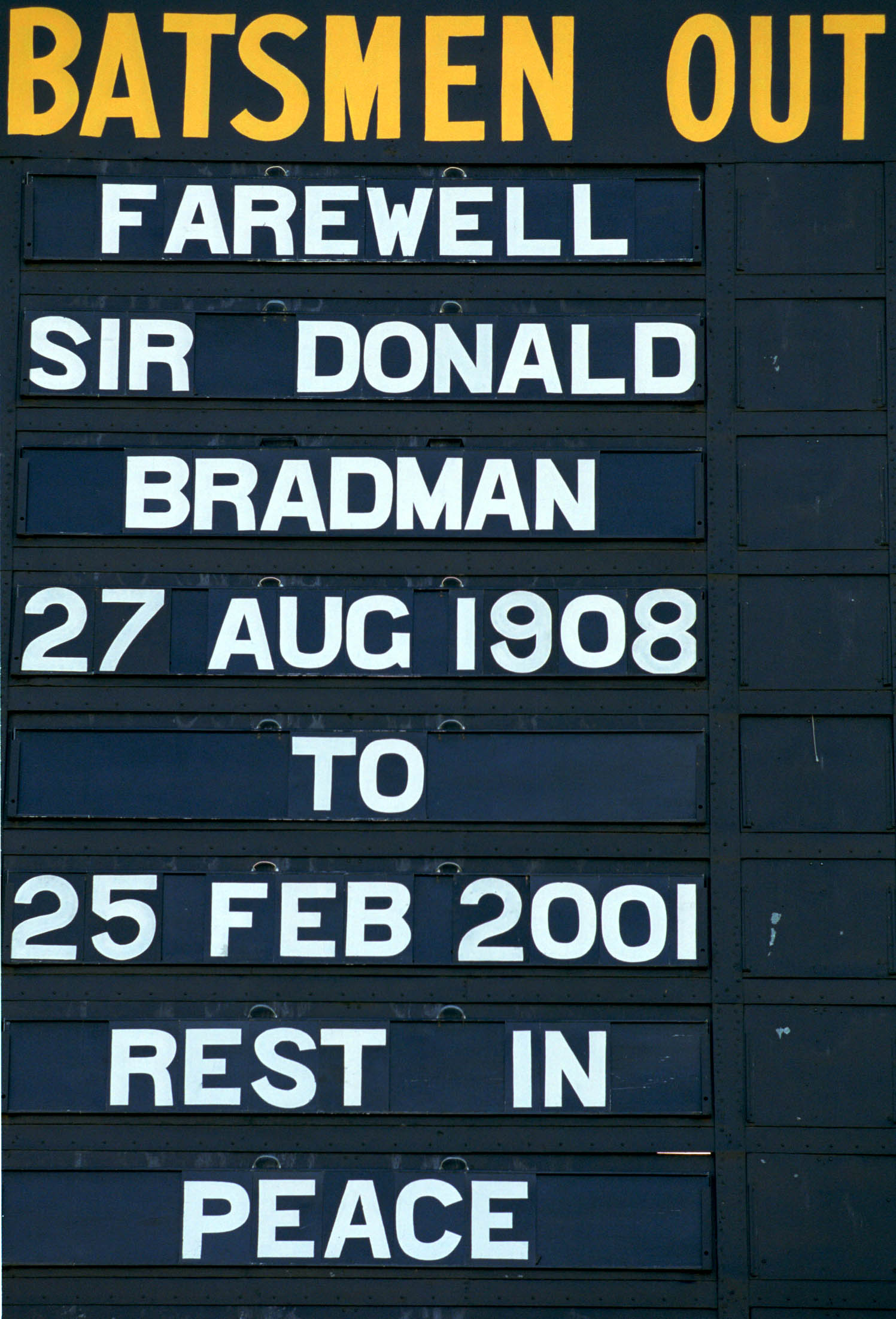 26 Feb 2001:  The scoreboard at Adelaide Oval displays a farewell  after the announcement of Sir Donald's death. Mandatory Credit: Tony Lewis/ALLSPORT