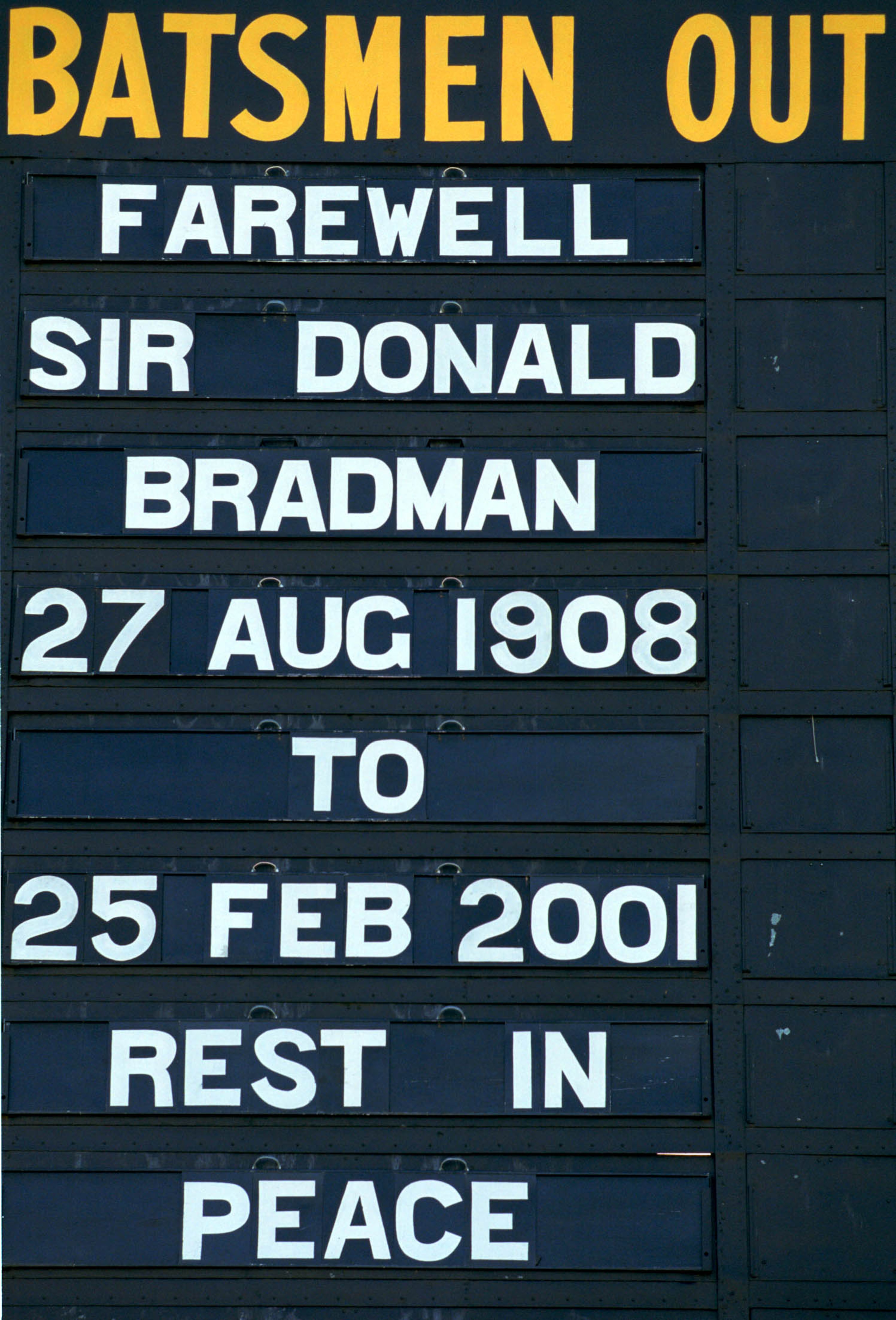 26 Feb 2001:  The scoreboard at Adelaide Oval displays a farewell  after the announcement of Sir Donald's death. Mandatory Credit: Tony Lewis/ALLSPORT