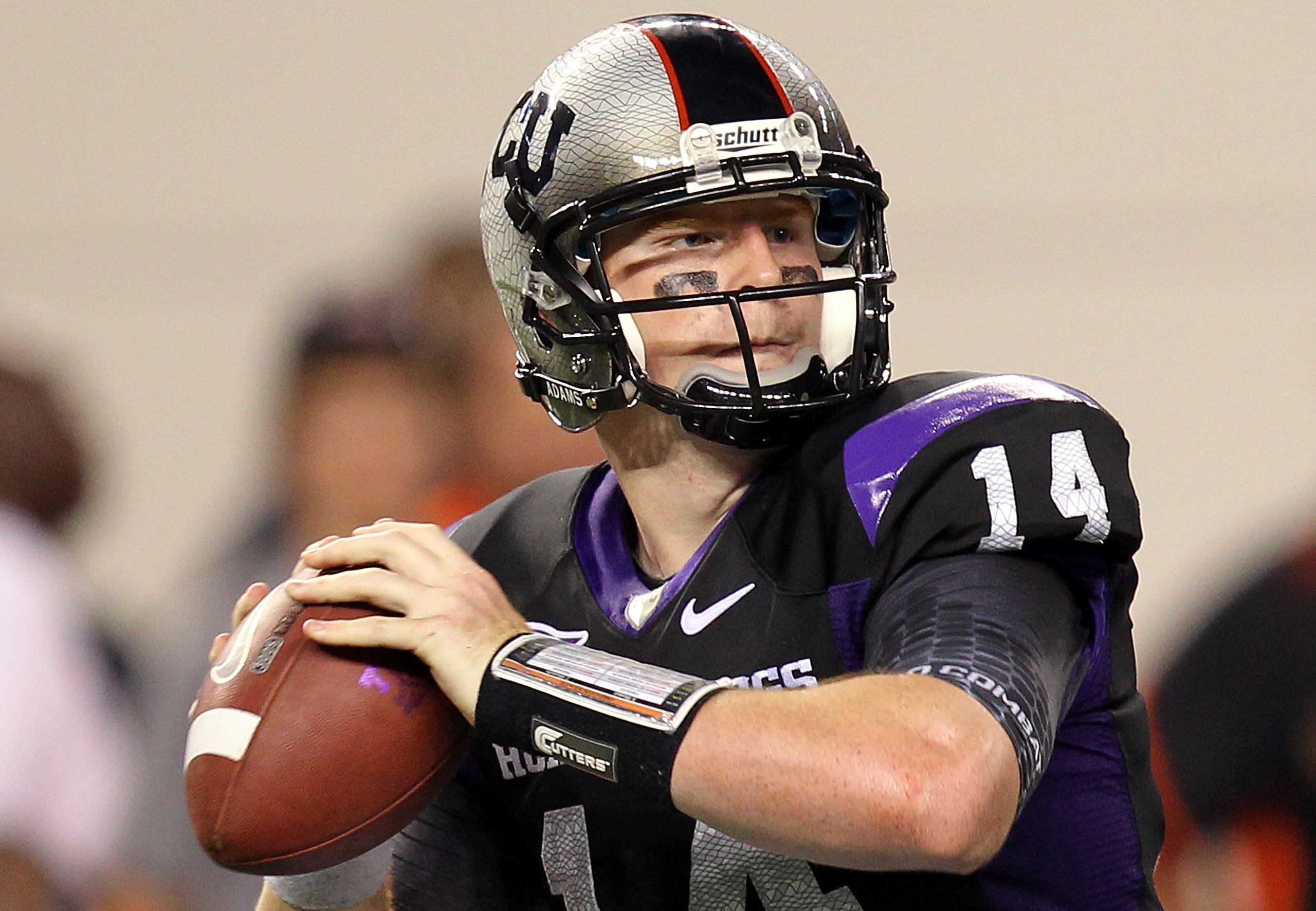 ARLINGTON, TX - SEPTEMBER 04:  Quarterback Andy Dalton #14 of the TCU Horned Frogs at Cowboys Stadium on September 4, 2010 in Arlington, Texas.  (Photo by Ronald Martinez/Getty Images)
