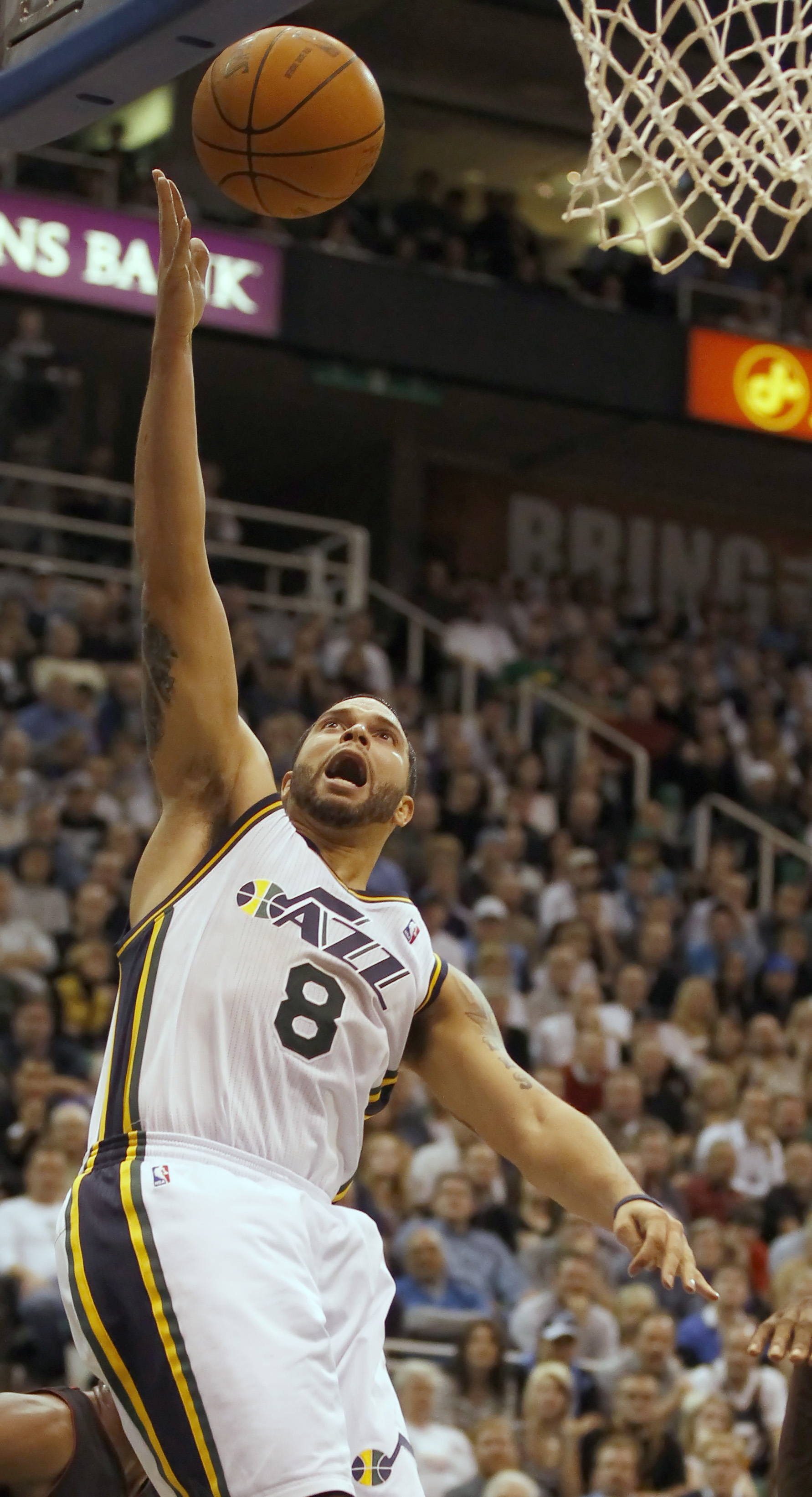 New Jersey Nets trade for Utah Jazz guard Deron Williams – The Denver Post