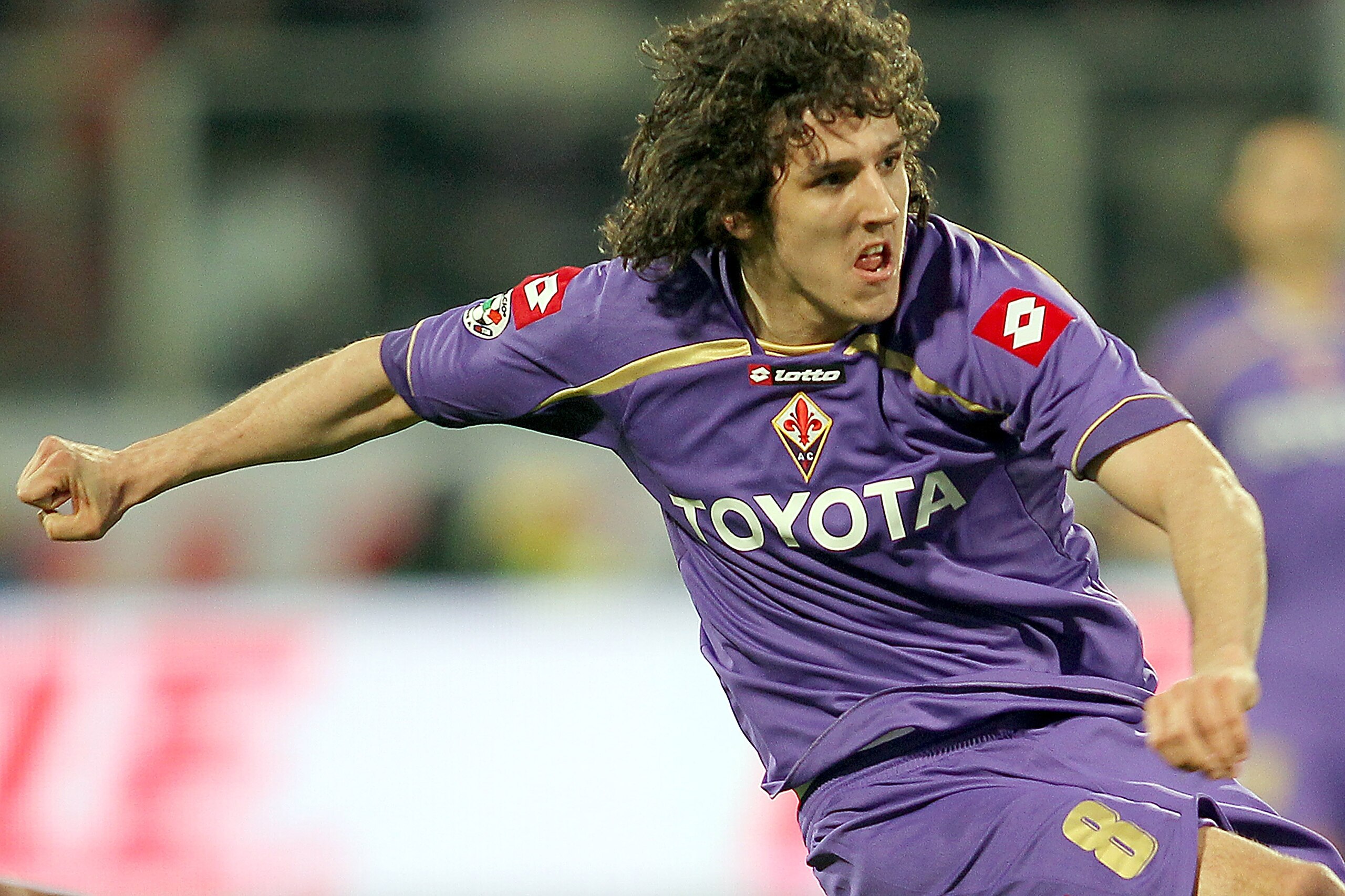 FLORENCE, ITALY - MARCH 06: Stevan Jovetic of ACF Fiorentina in action during the Serie A match between at ACF Fiorentina and Juventus FC at Stadio Artemio Franchi on March 6, 2010 in Florence, Italy. (Photo by Gabriele Maltinti/Getty Images) FLORENCE, ITALY - MARCH 06: Stevan Jovetic of ACF Fiorentina in action during the Serie A match between at ACF Fiorentina and Juventus FC at Stadio Artemio Franchi on March 6, 2010 in Florence, Italy. (Photo by Gabriele Maltinti/Getty Images)