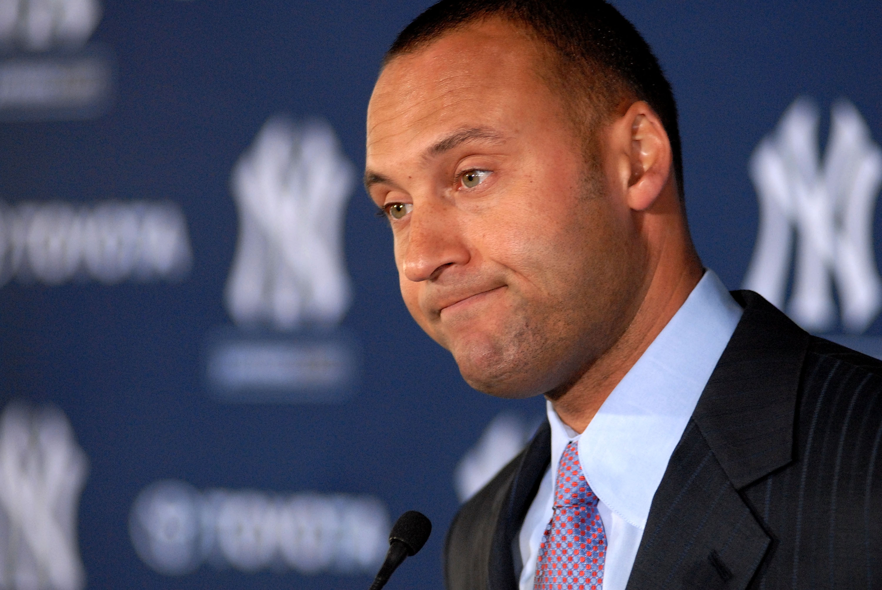 114 Derek Jeter Suit Stock Photos, High-Res Pictures, and Images - Getty  Images