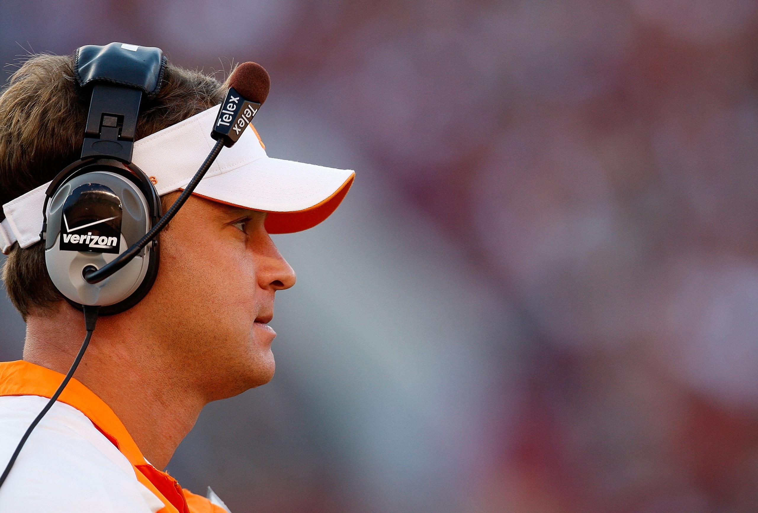 TUSCALOOSA, AL - OCTOBER 24: Head coach Lane Kiffin of the Tennessee Volunteers against the Alabama Crimson Tide at Bryant-Denny Stadium on October 24, 2009 in Tuscaloosa, Alabama. (Photo by Kevin C. Cox/Getty Images) TUSCALOOSA, AL - OCTOBER 24: Head coach Lane Kiffin of the Tennessee Volunteers against the Alabama Crimson Tide at Bryant-Denny Stadium on October 24, 2009 in Tuscaloosa, Alabama. (Photo by Kevin C. Cox/Getty Images)