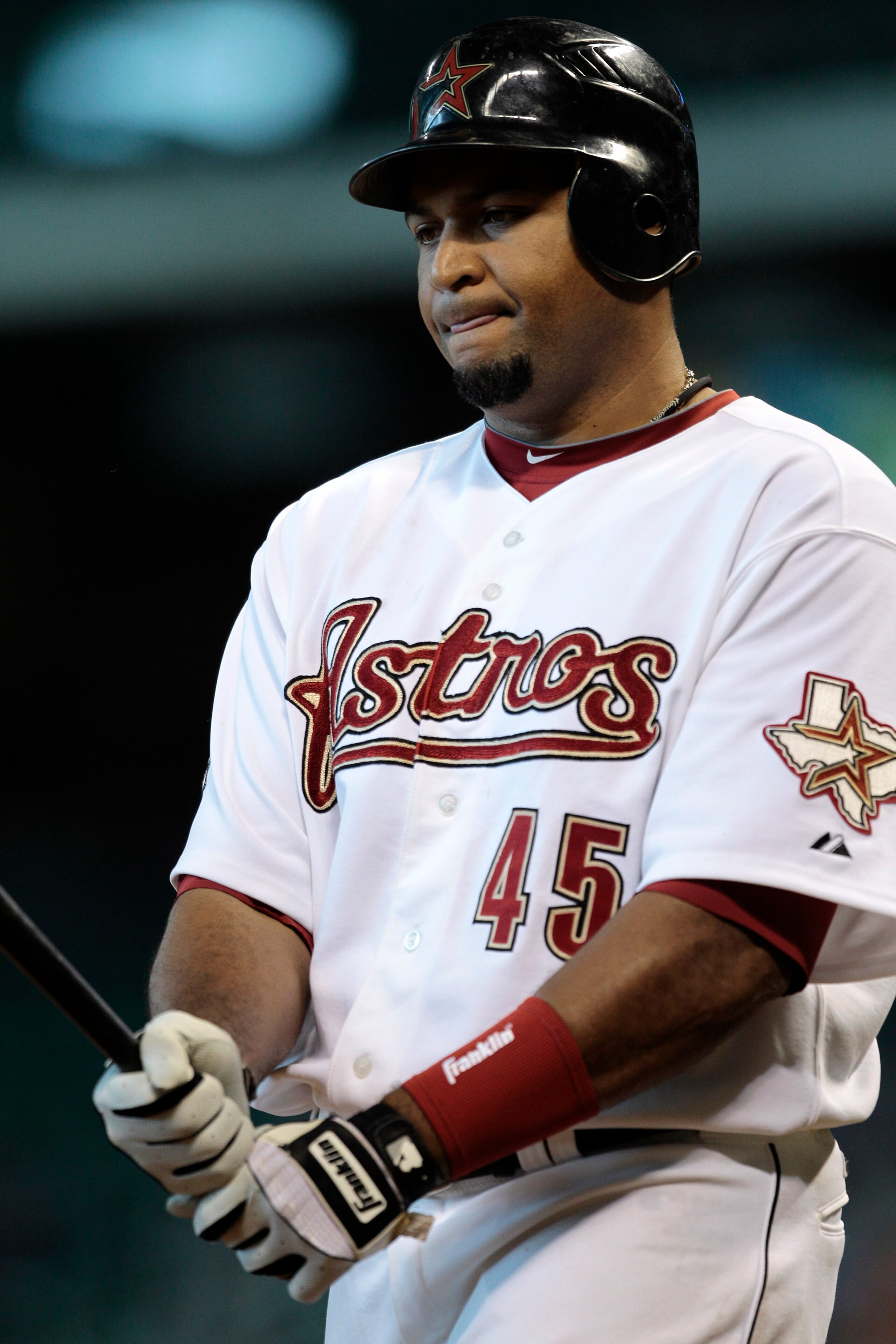 HOUSTON - JUNE 24:  Carlo Lee #45 of the Houston Astros waits on deck to hit against the San Francisco Giants at Minute Maid Park on June 24, 2010 in Houston, Texas.  (Photo by Bob Levey/Getty Images)