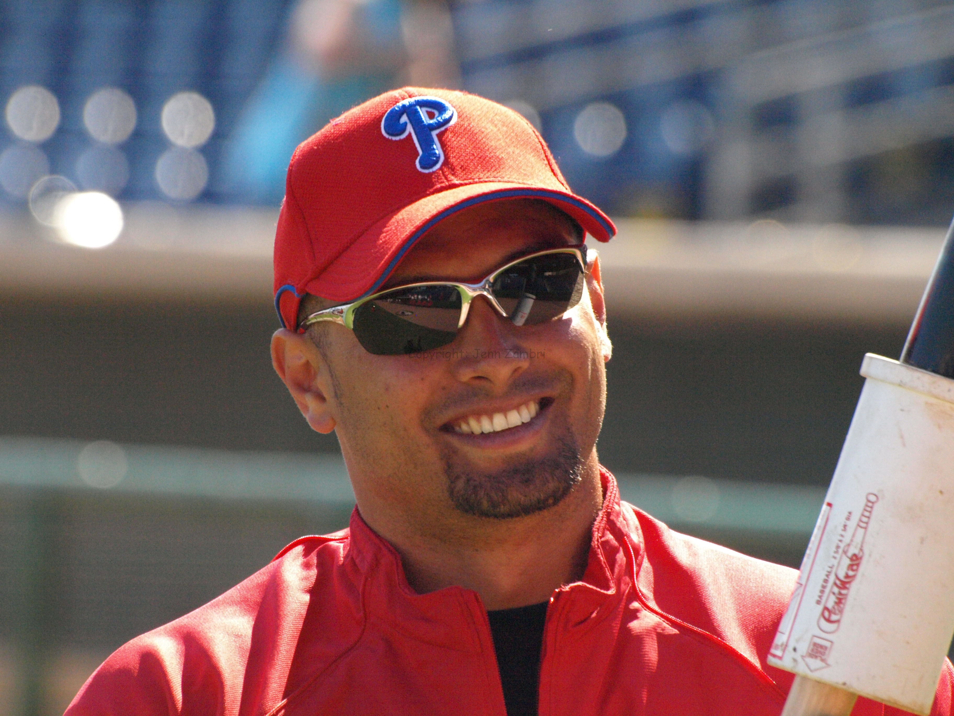 Spring Training in Clearwater: Fencebusters and Fastballs from the  Philadelphia Phillies and the Clearwater Thrashers (Sports): de Quesada,  Alejandro M.: 9781596292147: : Books