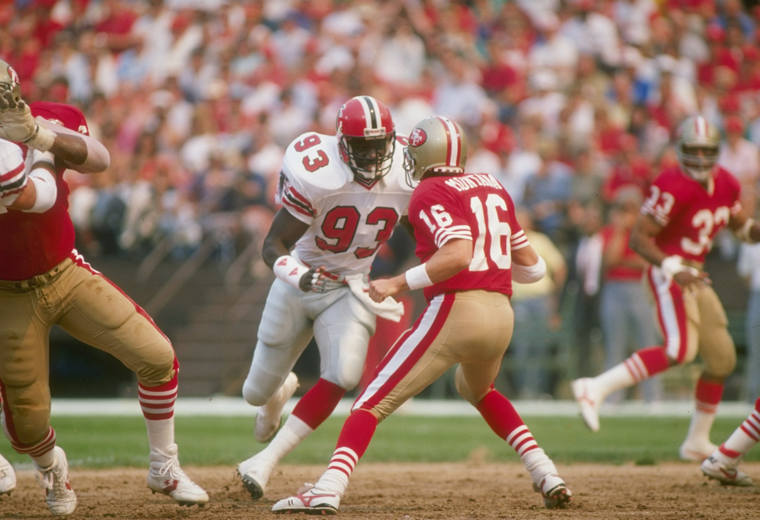 18 Sep 1988: Linebacker Aundray Bruce of the Atlanta Falcons in action during a game against the San Francisco 49ers at Candlestick Park in San Francisco, California. The Falcons won the game 34-17.