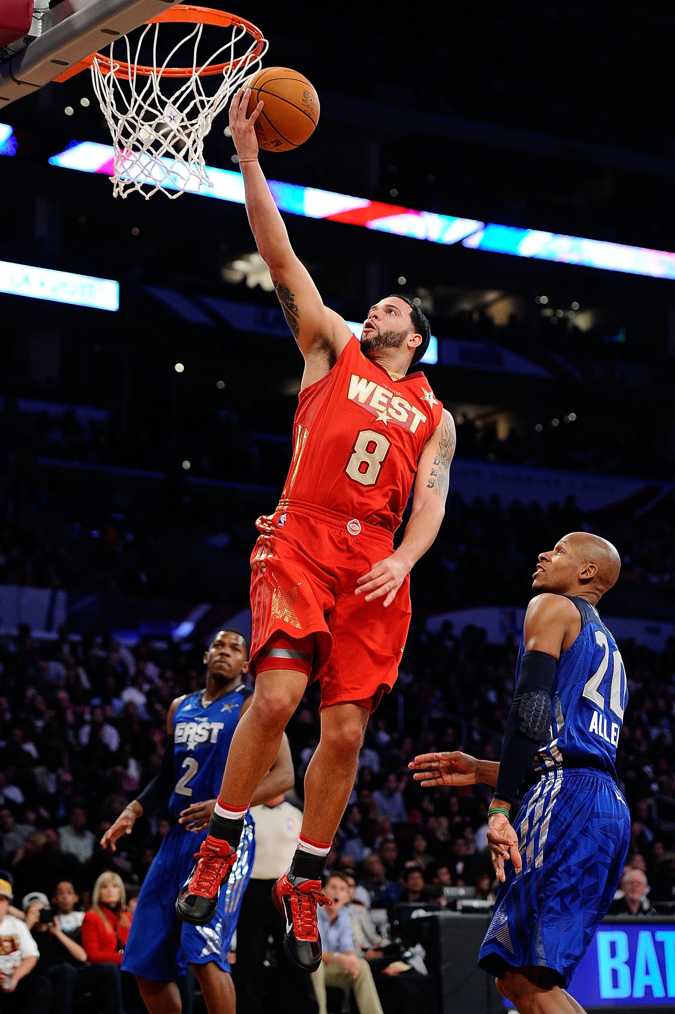 LOS ANGELES, CA - FEBRUARY 20: Deron Williams #8 of the Utah Jazz and the Western Conference lays the ball up in the second half in the 2011 NBA All-Star Game at Staples Center on February 20, 2011 in Los Angeles, California. NOTE TO USER: User expressly LOS ANGELES, CA - FEBRUARY 20: Deron Williams #8 of the Utah Jazz and the Western Conference lays the ball up in the second half in the 2011 NBA All-Star Game at Staples Center on February 20, 2011 in Los Angeles, California. NOTE TO USER: User expressly
