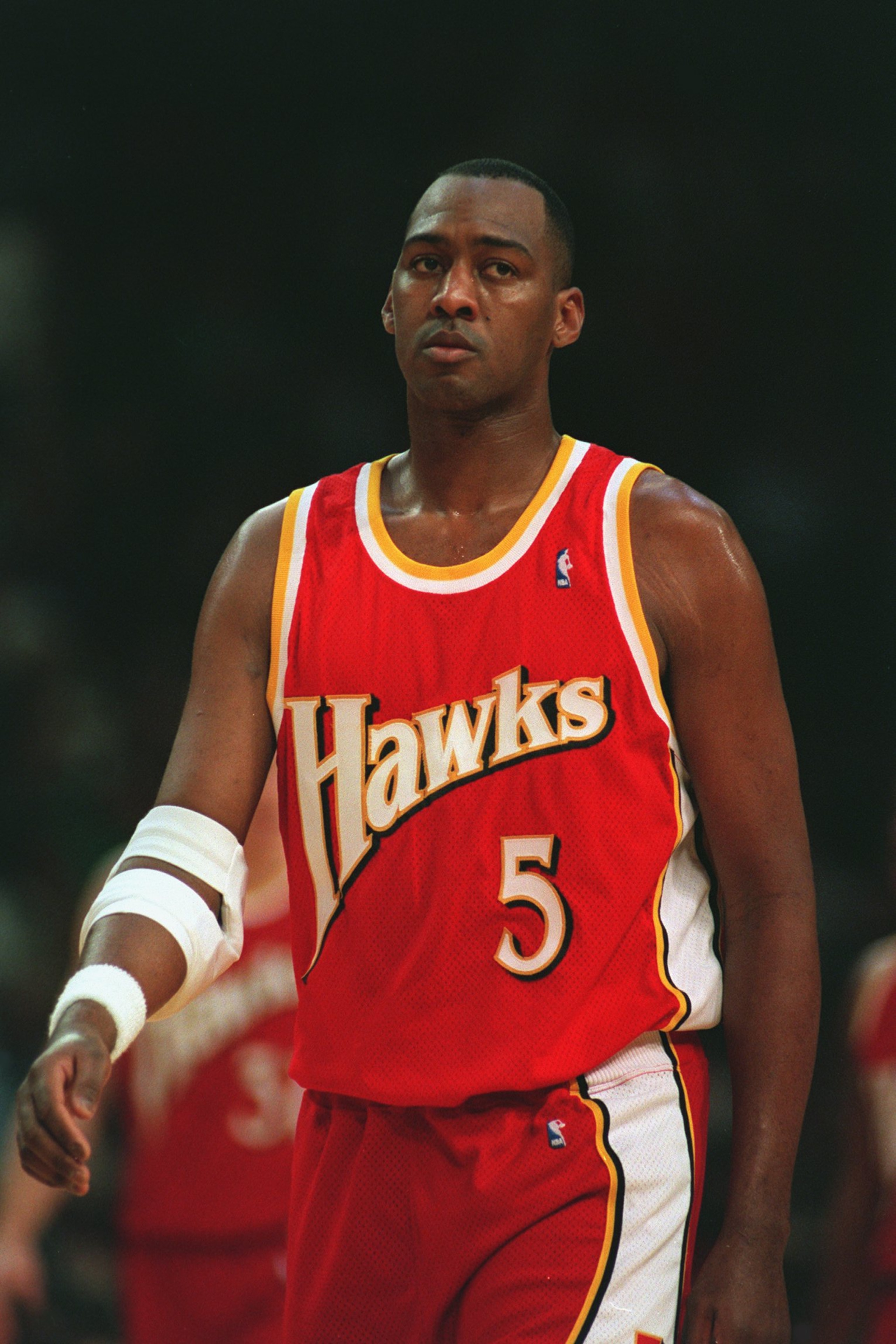 18 APR 1994:  ATLANTA FORWARD DANNY MANNING DURING THE HAWKS 89-70 LOSS TO THE CHICAGO BULLS. Mandatory Credit: Jonathan Daniel/ALLSPORT