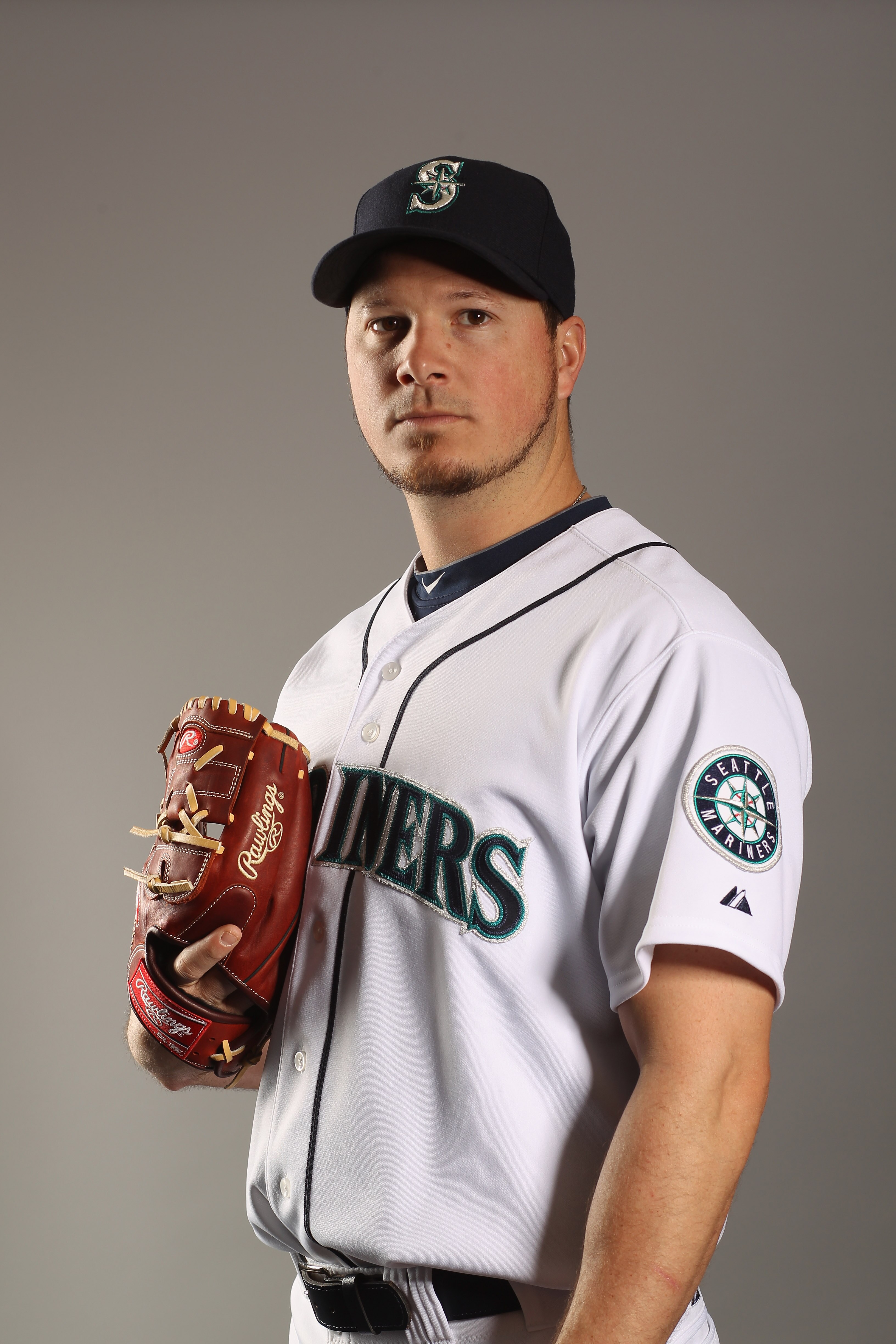 PEORIA, AZ - FEBRUARY 20:  Erik Bedard #45 of the Seattle Mariners poses for a portrait at the Peoria Sports Complex on February 20, 2011 in Peoria, Arizona.  (Photo by Ezra Shaw/Getty Images)