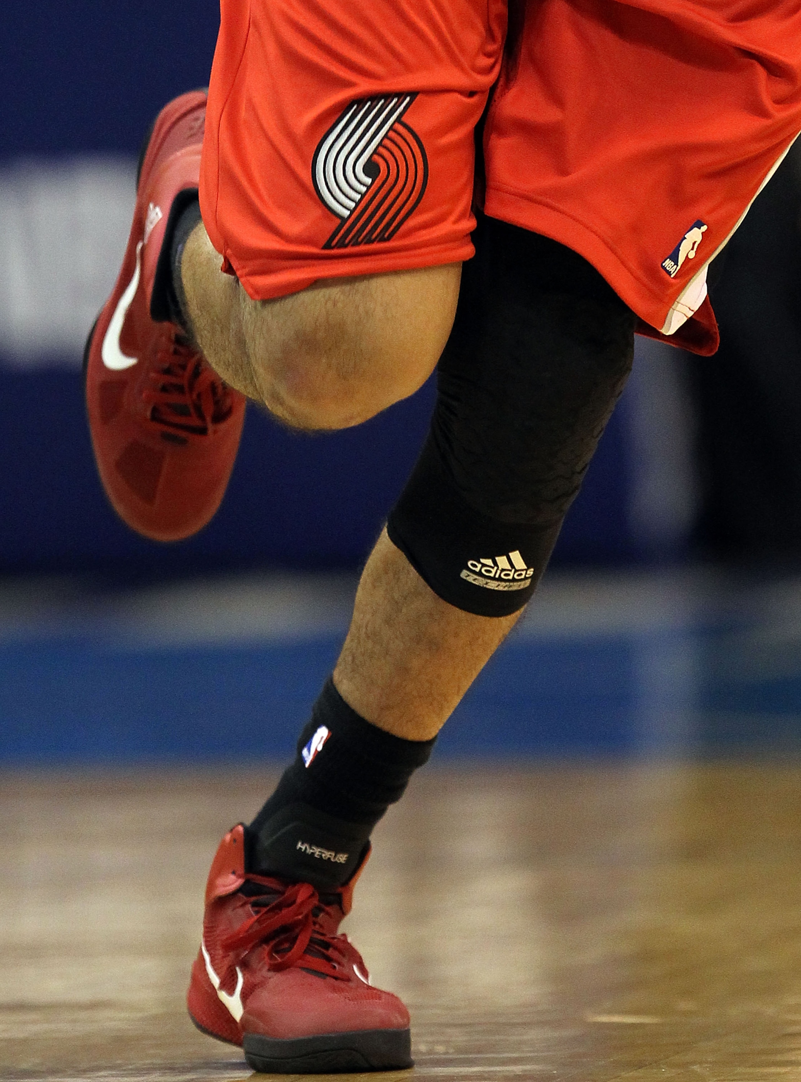 DALLAS, TX - DECEMBER 15: A detail shot of Brandon Roy #7 of the Portland Trail Blazers at American Airlines Center on December 15, 2010 in Dallas, Texas. NOTE TO USER: User expressly acknowledges and agrees that, by downloading and or using this photog DALLAS, TX - DECEMBER 15: A detail shot of Brandon Roy #7 of the Portland Trail Blazers at American Airlines Center on December 15, 2010 in Dallas, Texas. NOTE TO USER: User expressly acknowledges and agrees that, by downloading and or using this photog