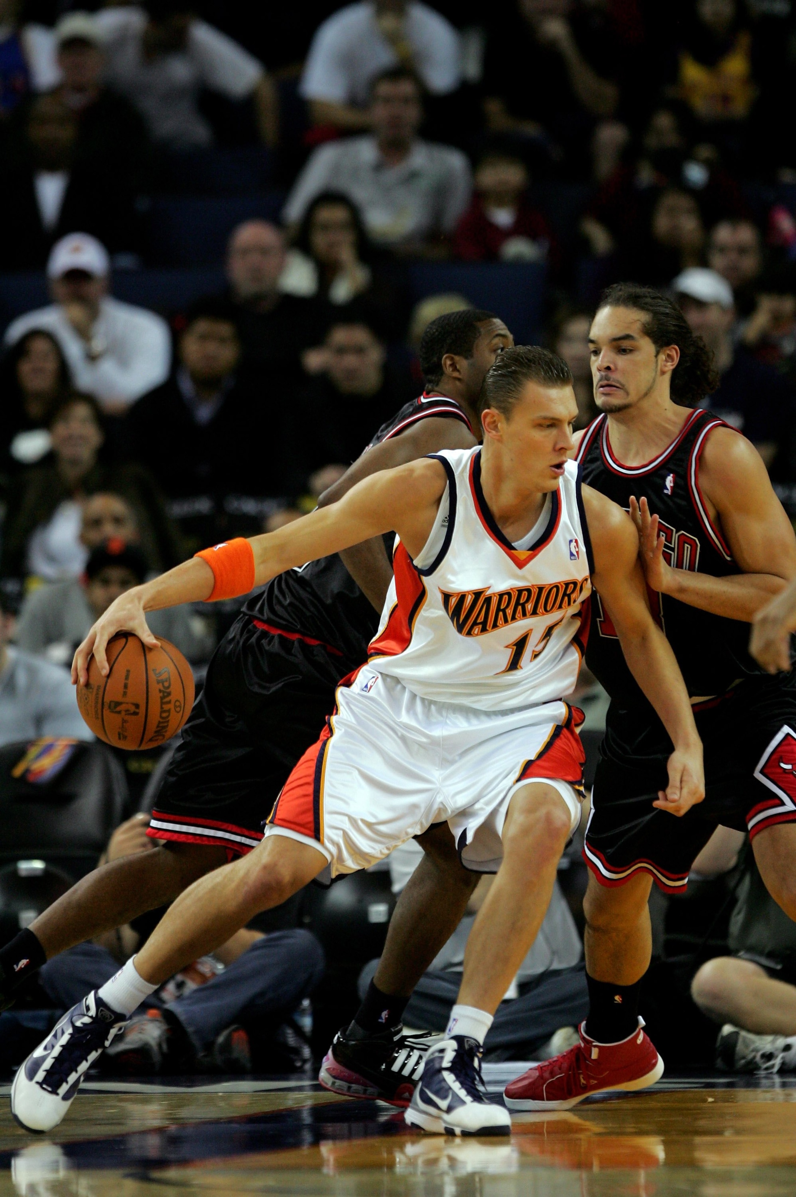 OAKLAND, CA - JANUARY 18:  Andris Biedrins #15 of the Golden State Warriors in action during their game against the Chicago Bulls at Oracle Arena on January 18, 2010 in Oakland, California.  NOTE TO USER: User expressly acknowledges and agrees that, by do