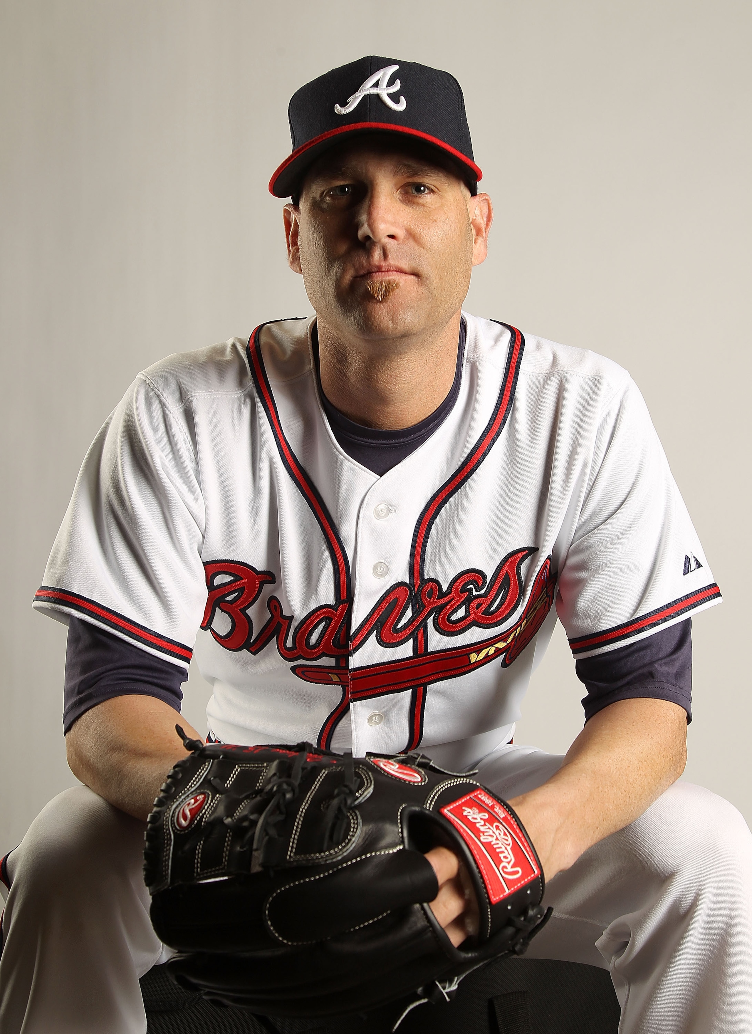 LAKE BUENA VISTA, FL - FEBRUARY 21: Tim Hudson #15 of the Atlanta Braves during Photo Day at Champion Stadium at ESPN Wide World of Sports of Complex on February 21, 2011 in Lake Buena Vista, Florida. (Photo by Mike Ehrmann/Getty Images) LAKE BUENA VISTA, FL - FEBRUARY 21: Tim Hudson #15 of the Atlanta Braves during Photo Day at Champion Stadium at ESPN Wide World of Sports of Complex on February 21, 2011 in Lake Buena Vista, Florida. (Photo by Mike Ehrmann/Getty Images)
