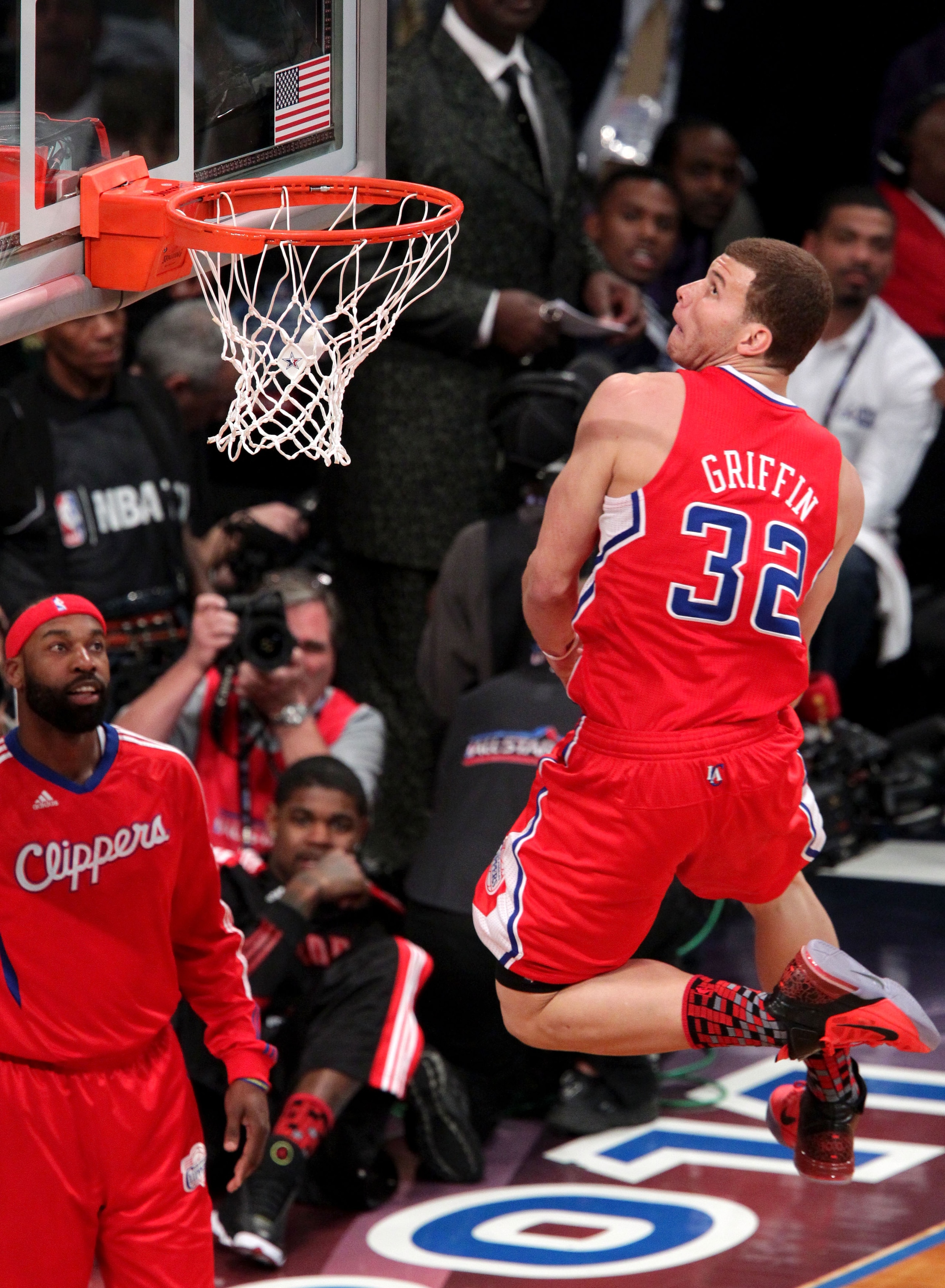 LOS ANGELES, CA - FEBRUARY 19: Blake Griffin #32 of the Los Angeles Clippers dunks the ball over a car in the final round of the Sprite Slam Dunk Contest apart of NBA All-Star Saturday Night at Staples Center on February 19, 2011 in Los Angeles, Californ LOS ANGELES, CA - FEBRUARY 19: Blake Griffin #32 of the Los Angeles Clippers dunks the ball over a car in the final round of the Sprite Slam Dunk Contest apart of NBA All-Star Saturday Night at Staples Center on February 19, 2011 in Los Angeles, Californ