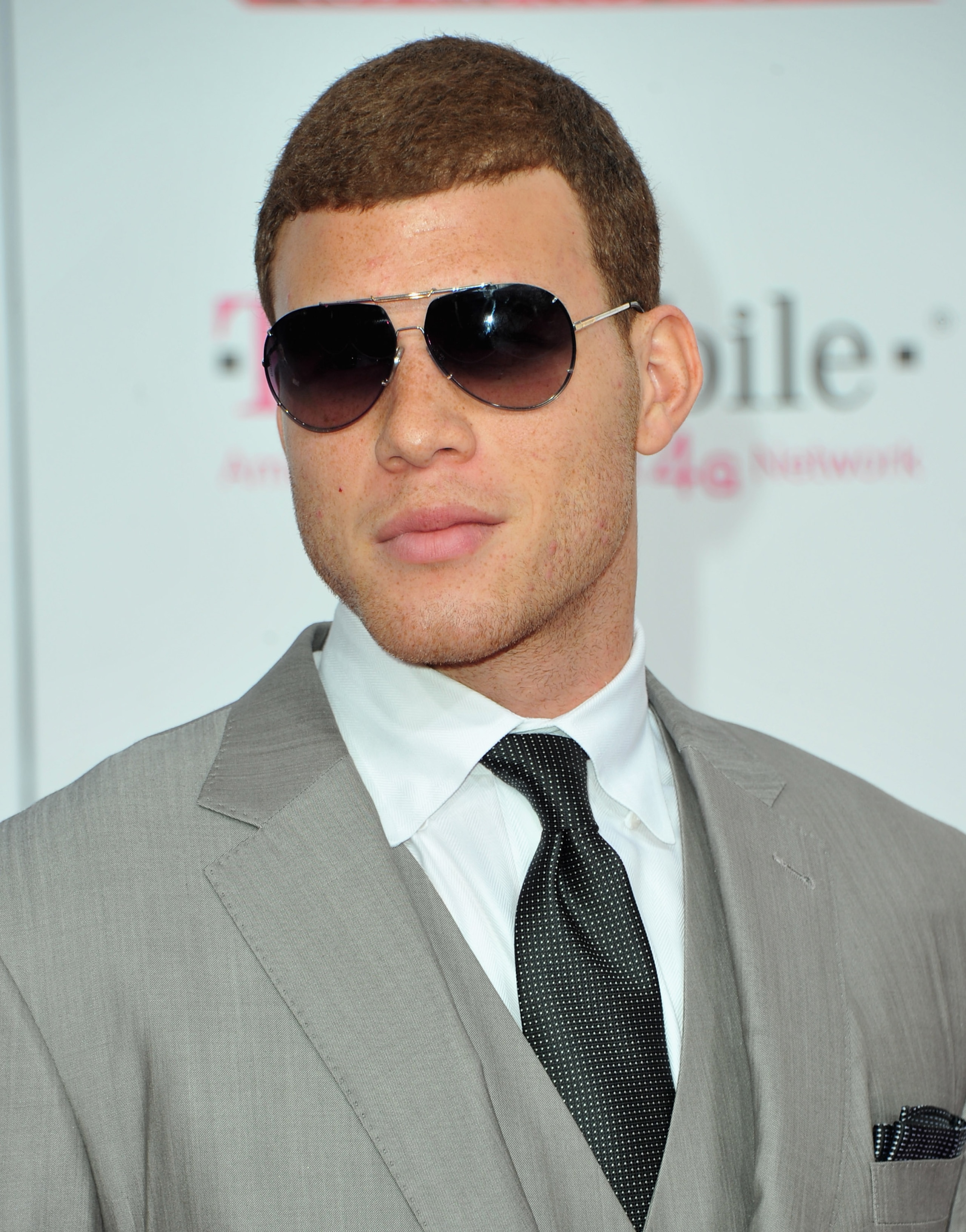 LOS ANGELES, CA - FEBRUARY 20: NBA player Blake Griffin arrives to the T-Mobile Magenta Carpet at the 2011 NBA All-Star Game on February 20, 2011 in Los Angeles, California. (Photo by Alberto E. Rodriguez/Getty Images) LOS ANGELES, CA - FEBRUARY 20: NBA player Blake Griffin arrives to the T-Mobile Magenta Carpet at the 2011 NBA All-Star Game on February 20, 2011 in Los Angeles, California. (Photo by Alberto E. Rodriguez/Getty Images)