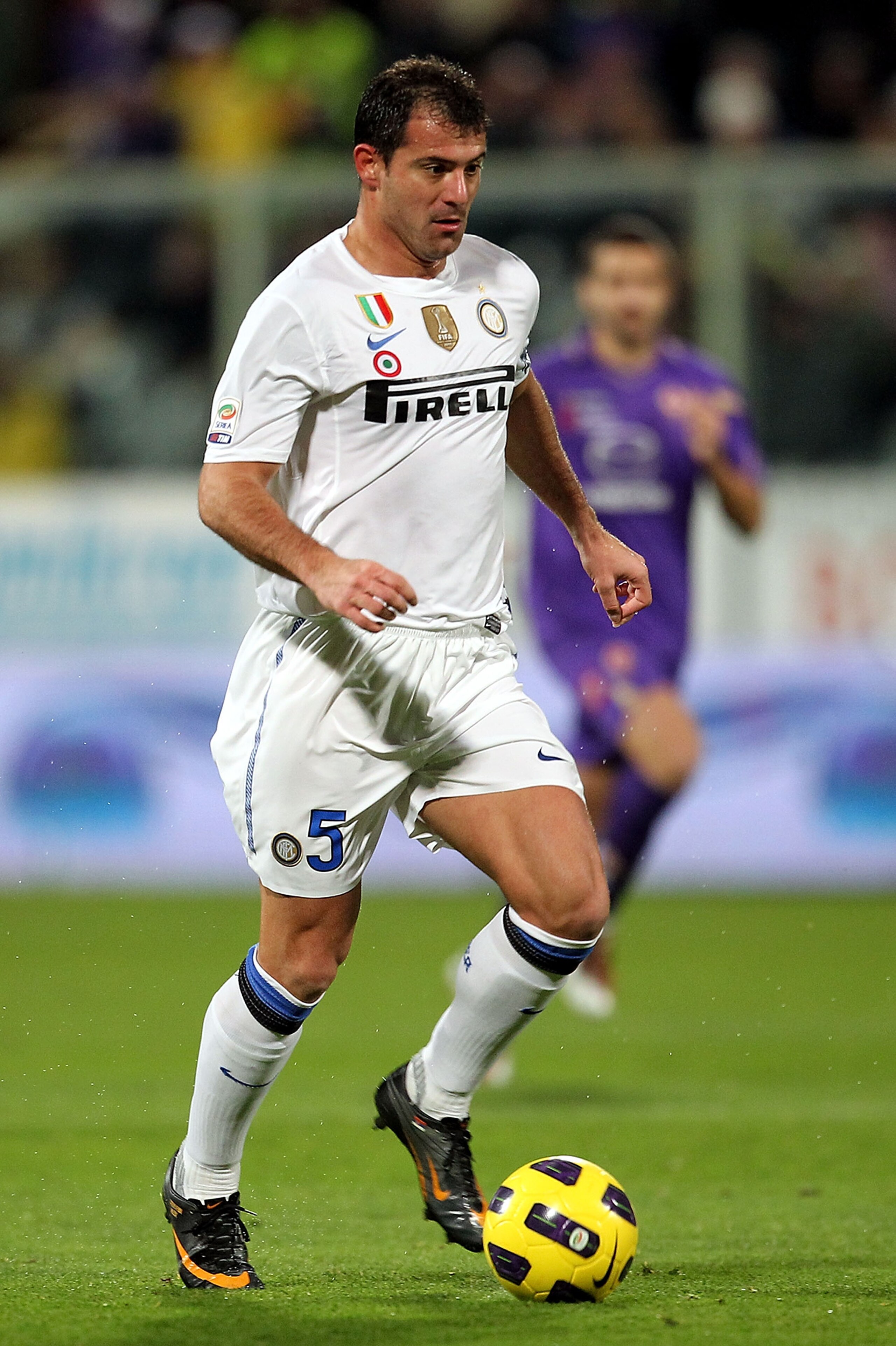 FLORENCE, ITALY - FEBRUARY 16: Dejan Stankovic of FC Internazionale Milano in action during the Serie A match between ACF Fiorentina and FC Internazionale Milano at Stadio Artemio Franchi on February 16, 2011 in Florence, Italy. (Photo by Gabriele Maltin FLORENCE, ITALY - FEBRUARY 16: Dejan Stankovic of FC Internazionale Milano in action during the Serie A match between ACF Fiorentina and FC Internazionale Milano at Stadio Artemio Franchi on February 16, 2011 in Florence, Italy. (Photo by Gabriele Maltin