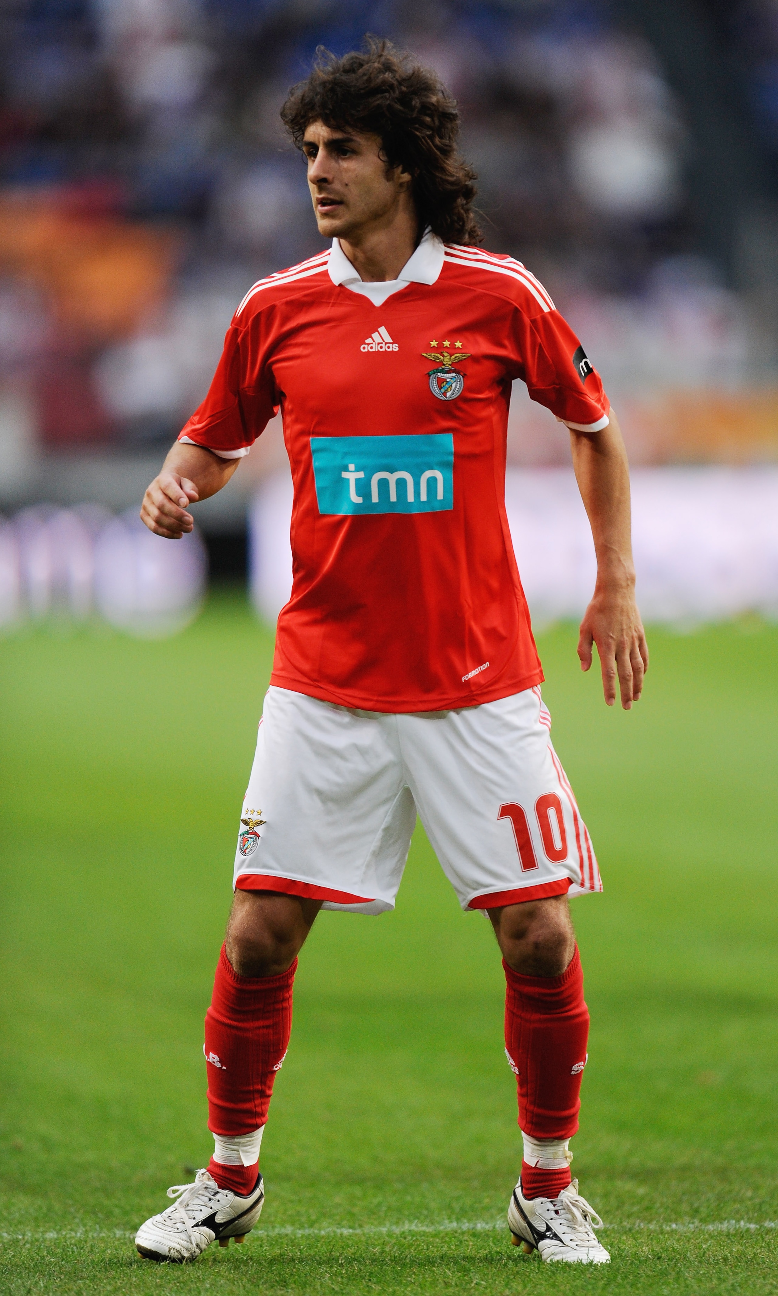 AMSTERDAM, NETHERLANDS - JULY 24: Pablo Aimar of Benfica during the Amsterdam Tournament match between Sunderland and Benfica at the Amsterdam Arena on July 24, 2009 in Amsterdam, Netherlands. (Photo by Michael Regan/Getty Images) AMSTERDAM, NETHERLANDS - JULY 24: Pablo Aimar of Benfica during the Amsterdam Tournament match between Sunderland and Benfica at the Amsterdam Arena on July 24, 2009 in Amsterdam, Netherlands. (Photo by Michael Regan/Getty Images)