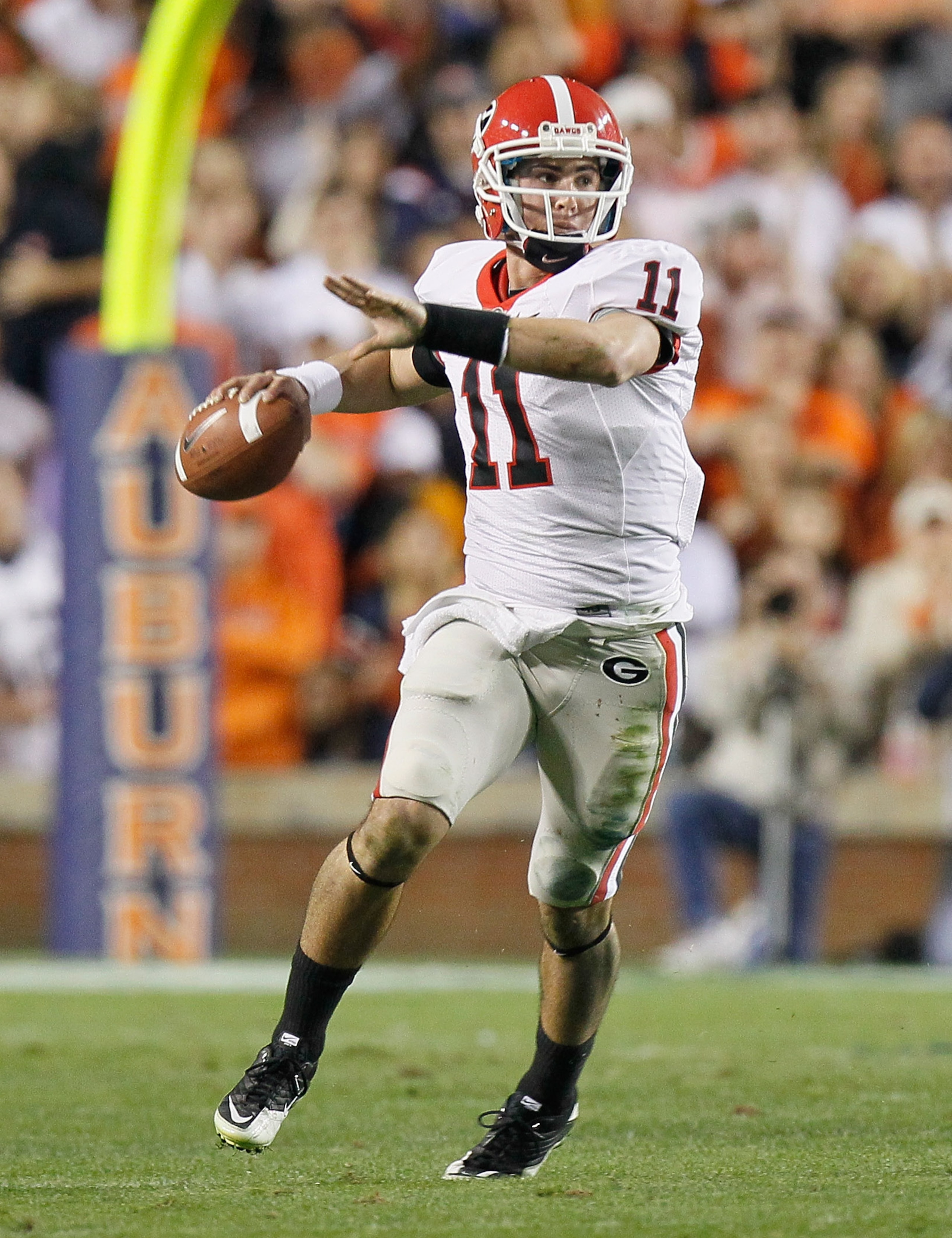 AUBURN, AL - NOVEMBER 13: Quarterback Aaron Murray #11 of the Georgia Bulldogs against the Auburn Tigers at Jordan-Hare Stadium on November 13, 2010 in Auburn, Alabama. (Photo by Kevin C. Cox/Getty Images) AUBURN, AL - NOVEMBER 13: Quarterback Aaron Murray #11 of the Georgia Bulldogs against the Auburn Tigers at Jordan-Hare Stadium on November 13, 2010 in Auburn, Alabama. (Photo by Kevin C. Cox/Getty Images)