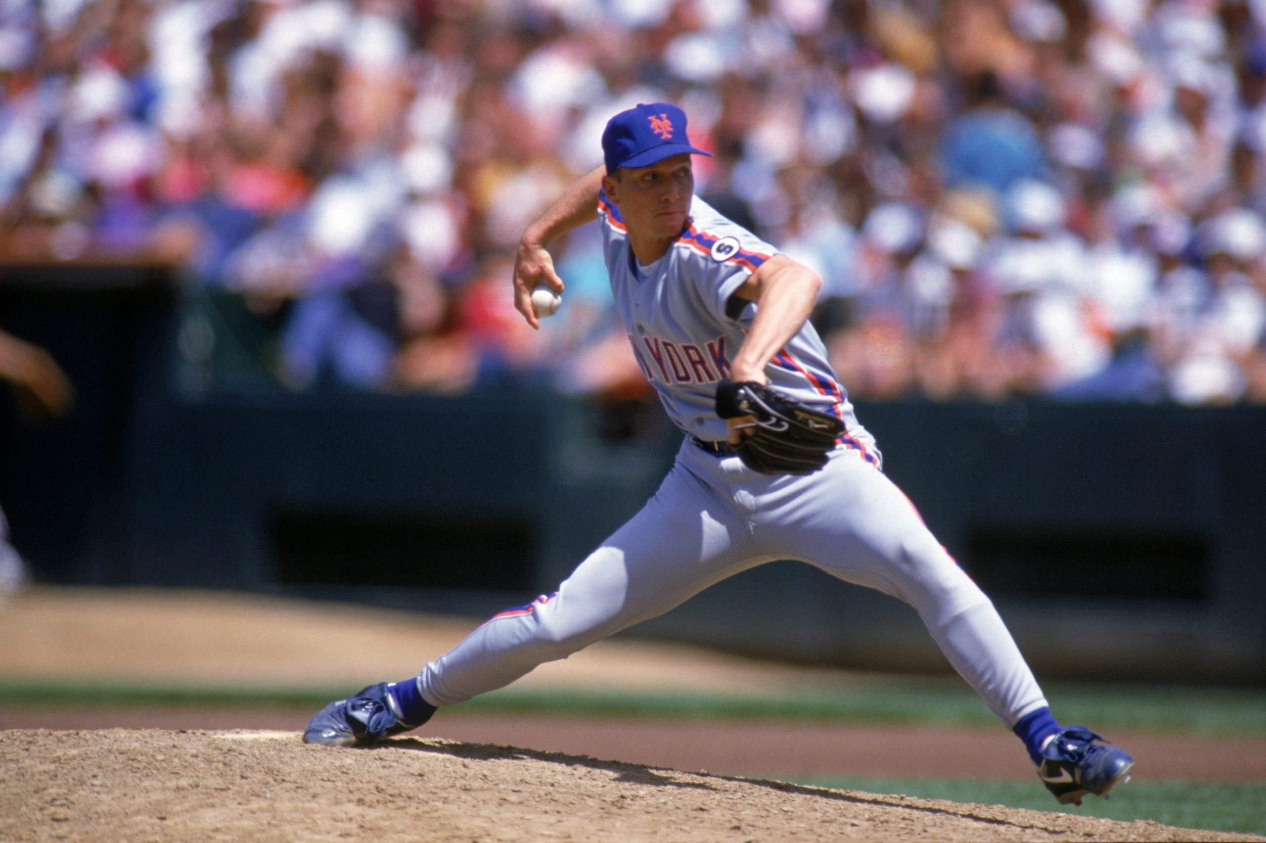 SAN FRANCISCO - MAY 24: David Cone #17 of the New York Mets delivers a pitch during a game against the San Francisco Giants at 3Com Park on May 24, 1992 in San Francisco, California. (Photo by Otto Greule Jr/Getty Images) SAN FRANCISCO - MAY 24: David Cone #17 of the New York Mets delivers a pitch during a game against the San Francisco Giants at 3Com Park on May 24, 1992 in San Francisco, California. (Photo by Otto Greule Jr/Getty Images)
