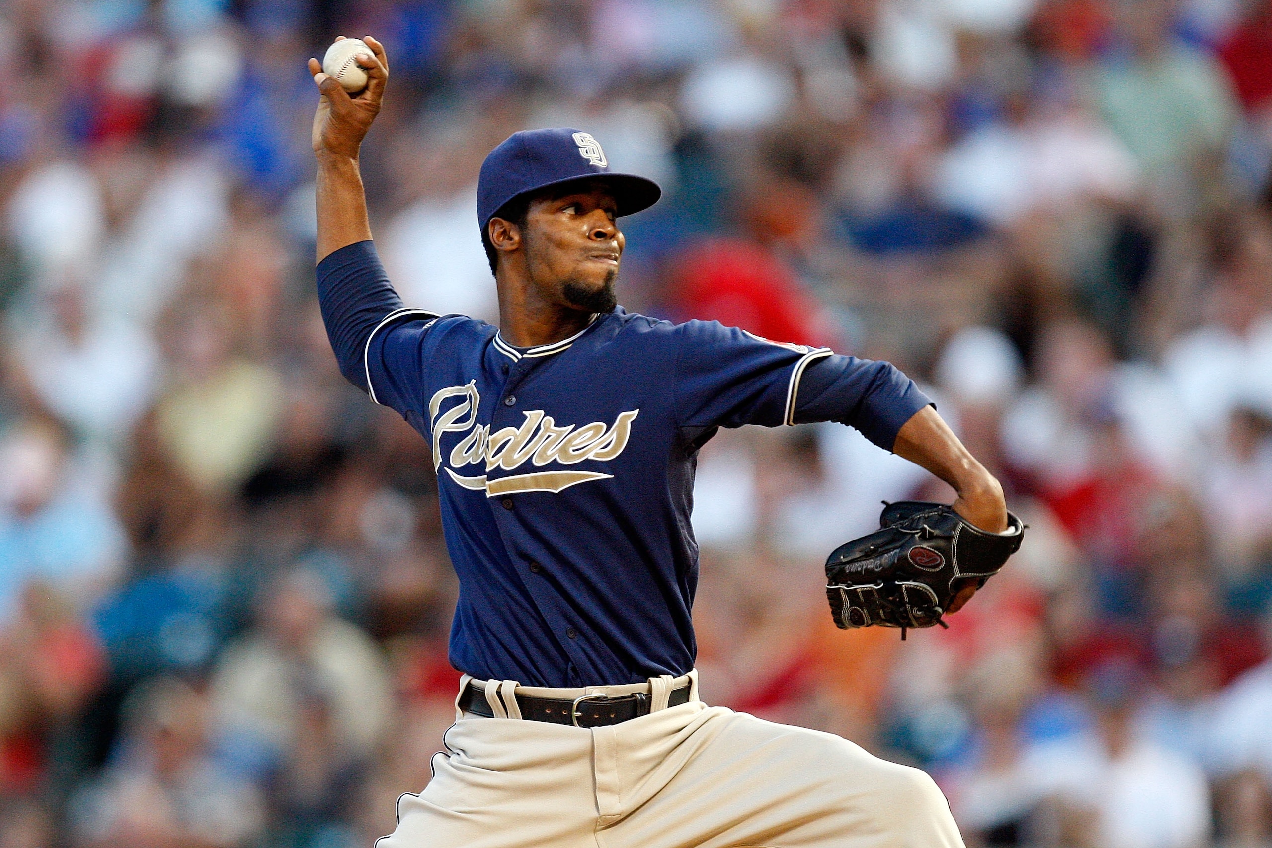 ARLINGTON, TX - JUNE 26: Pitcher Luis Perdomo #59 of the San Diego Padres throws against the Texas Rangers on June 26, 2009 at Rangers Ballpark in Arlington, Texas. (Photo by Ronald Martinez/Getty Images) ARLINGTON, TX - JUNE 26: Pitcher Luis Perdomo #59 of the San Diego Padres throws against the Texas Rangers on June 26, 2009 at Rangers Ballpark in Arlington, Texas. (Photo by Ronald Martinez/Getty Images)