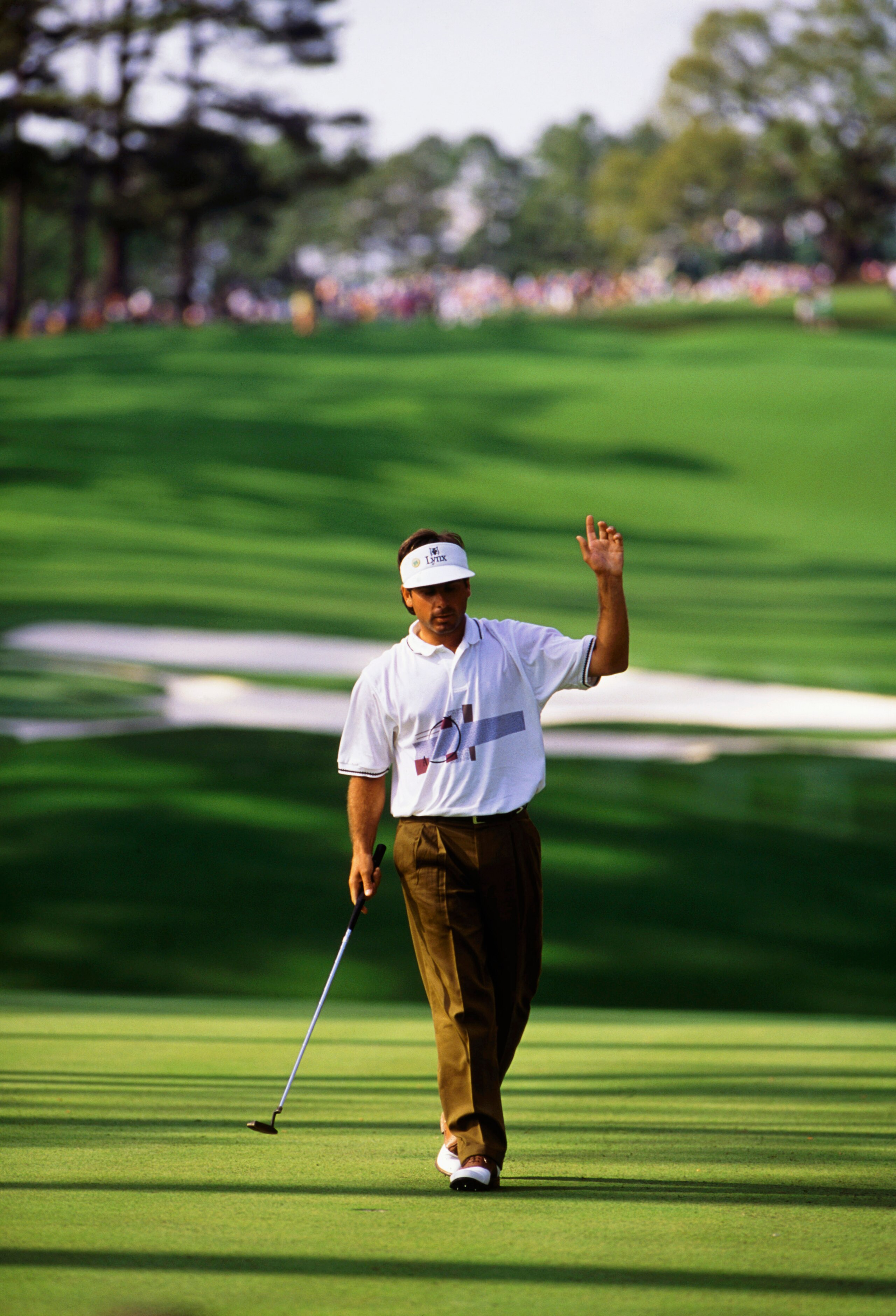 AUGUSTA,GA - APRIL 12: Fred Couples of USA on the 10th green during the final round of the Masters, held at The Augusta National Golf Club on April 12, 1992  in Augusta, GA.  (Photo by David Cannon/Getty Images)