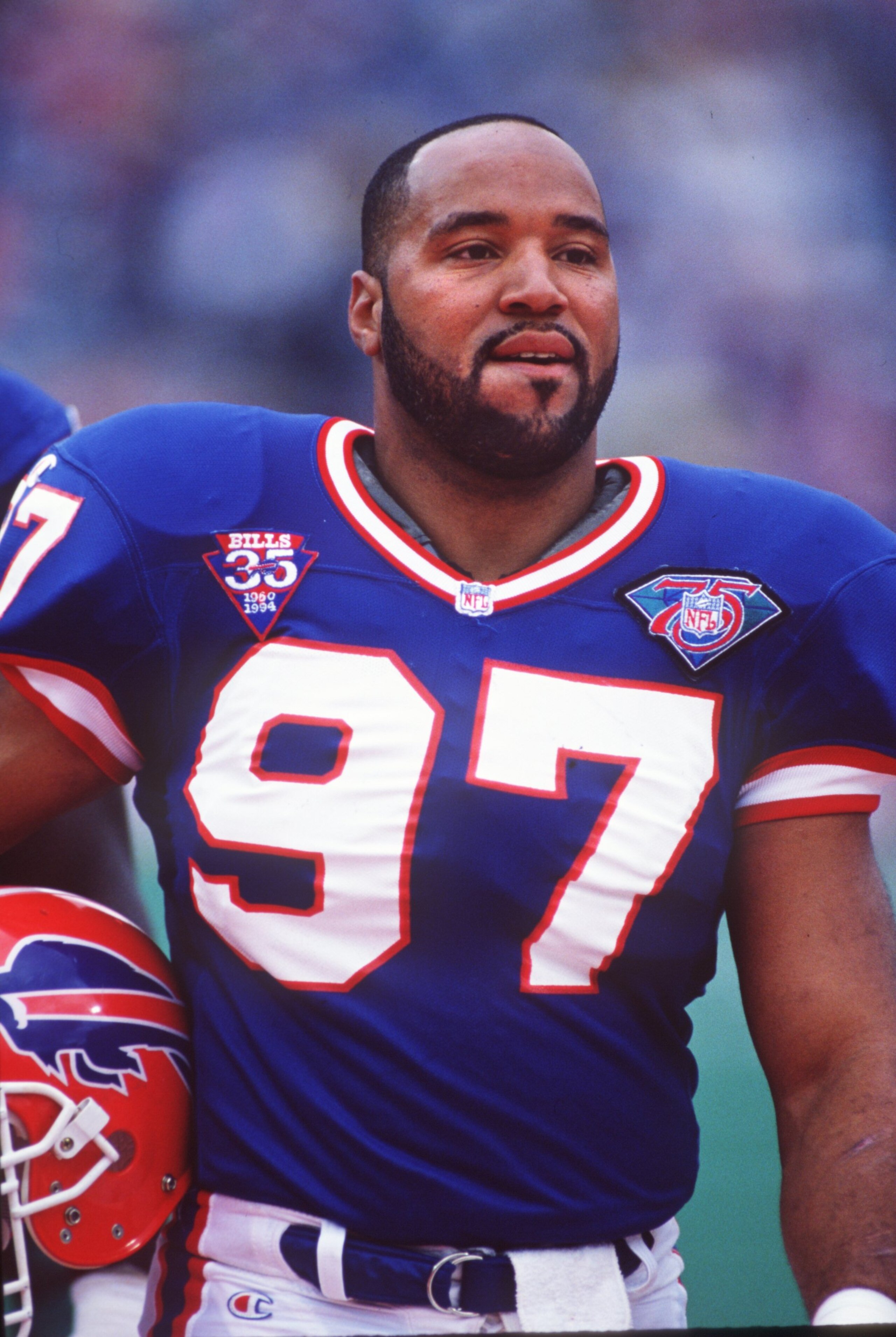 9 OCT 1994:  CORNELIUS BENNETT OF THE BUFFALO BILLS ON THE SIDELINES DURING A  21-11 VICTORY OVER TEH MIMAI DOLPHINS AT JOE ROBBIE STADIUM IN MIAMI, FLORIDA. Mandatory Credit: Rick Stewart/ALLSPORT