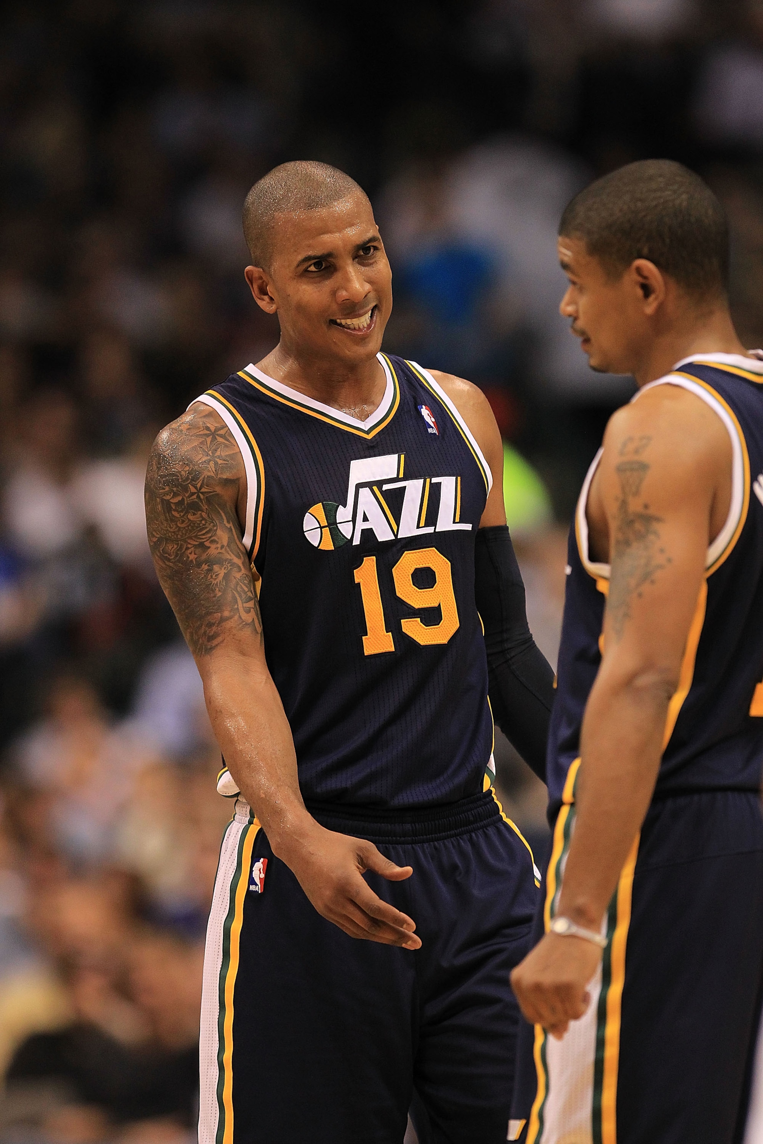 DALLAS, TX - FEBRUARY 23: Guard Raja Bell #19 of the Utah Jazz at American Airlines Center on February 23, 2011 in Dallas, Texas. NOTE TO USER: User expressly acknowledges and agrees that, by downloading and or using this photograph, User is consenting DALLAS, TX - FEBRUARY 23: Guard Raja Bell #19 of the Utah Jazz at American Airlines Center on February 23, 2011 in Dallas, Texas. NOTE TO USER: User expressly acknowledges and agrees that, by downloading and or using this photograph, User is consenting