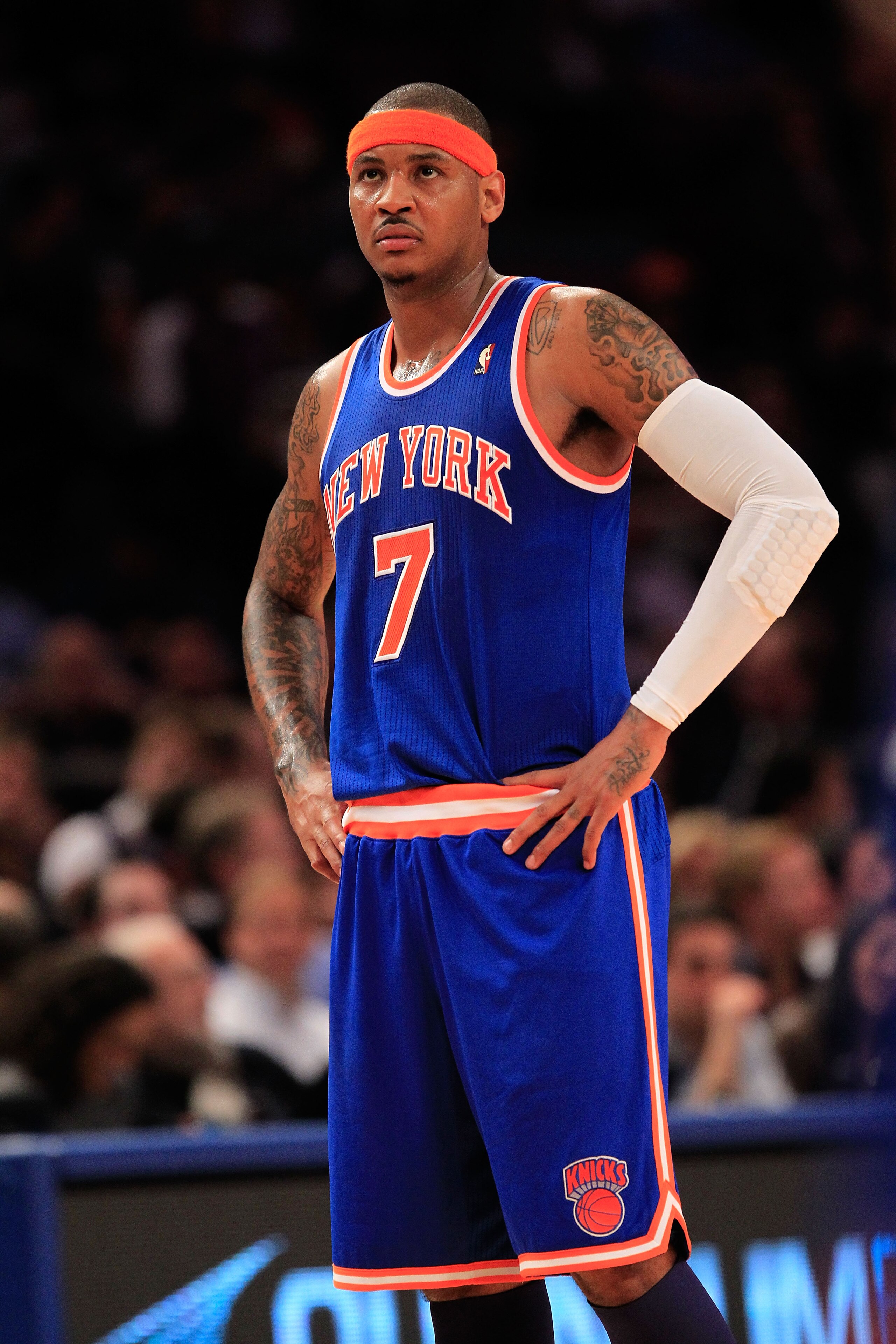 NEW YORK, NY - FEBRUARY 23: Carmelo Anthony #7 of the New York Knicks on the court against the Milwaukee Bucks at Madison Square Garden on February 23, 2011 in New York City. NOTE TO USER: User expressly acknowledges and agrees that, by downloading and/o NEW YORK, NY - FEBRUARY 23: Carmelo Anthony #7 of the New York Knicks on the court against the Milwaukee Bucks at Madison Square Garden on February 23, 2011 in New York City. NOTE TO USER: User expressly acknowledges and agrees that, by downloading and/o