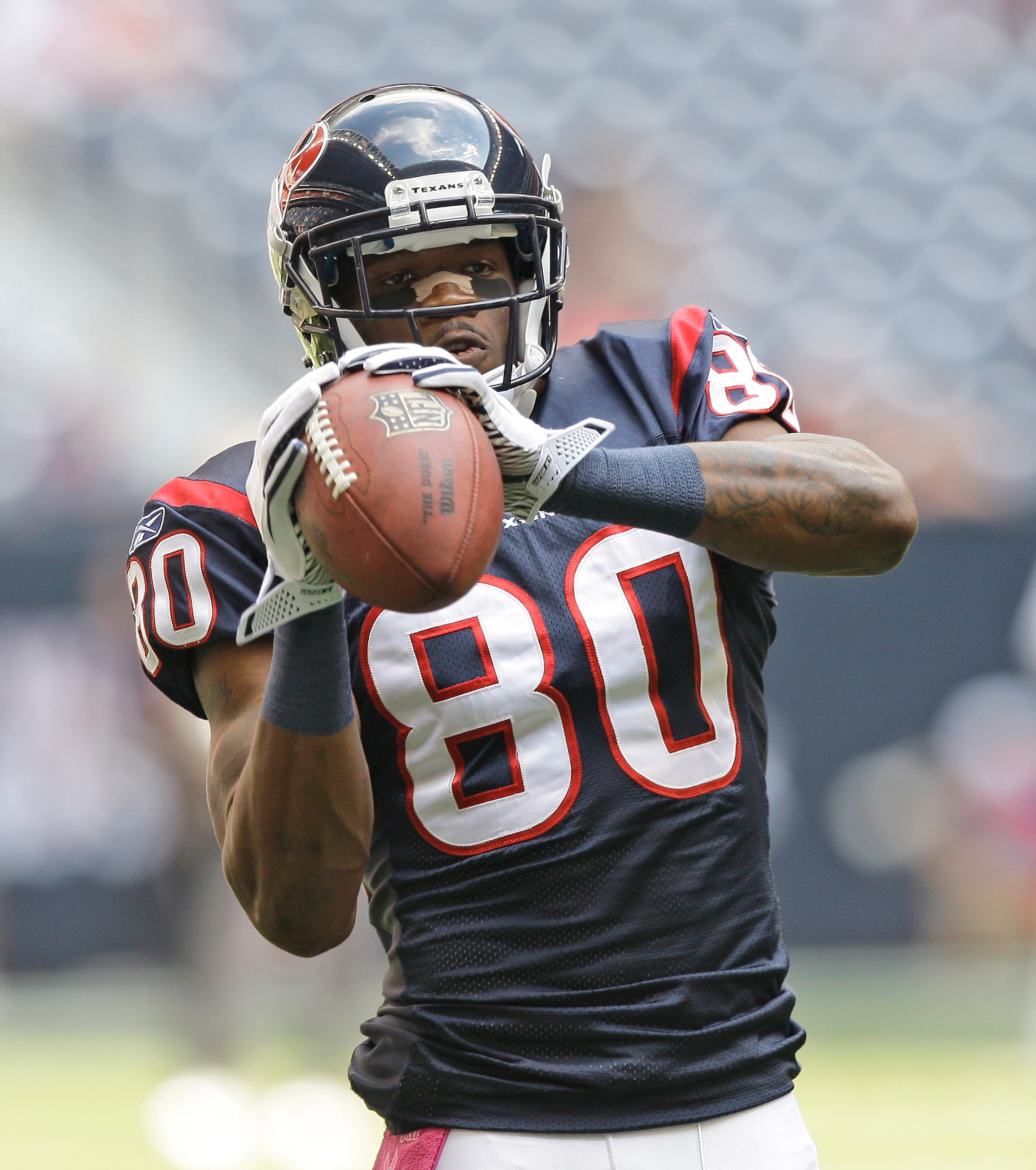 HOUSTON - OCTOBER 17: Andre Johnson #80 of the Houston Texans catches a pass during warm ups before playing the Kansas City Chiefs at Reliant Stadium on October 17, 2010 in Houston, Texas. (Photo by Bob Levey/Getty Images) HOUSTON - OCTOBER 17: Andre Johnson #80 of the Houston Texans catches a pass during warm ups before playing the Kansas City Chiefs at Reliant Stadium on October 17, 2010 in Houston, Texas. (Photo by Bob Levey/Getty Images)