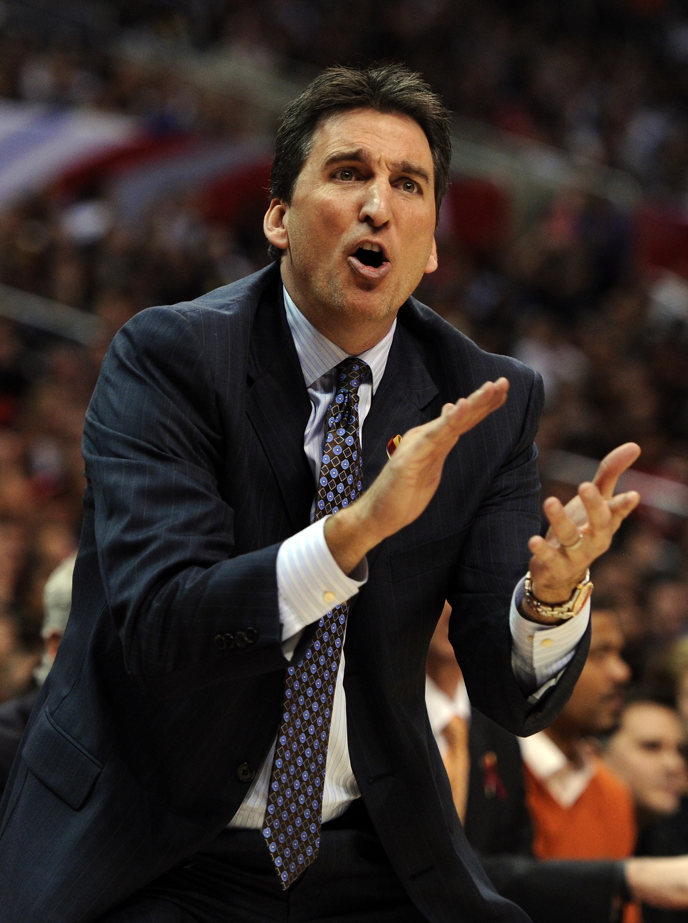 LOS ANGELES, CA - JANUARY 12:  Head Coach Vinny Del Negro of the Los Angeles Clippers reacts courtside during the game against the Miami Heat at the Staples Center on January 12, 2011 in Los Angeles, California.  NOTE TO USER: User expressly acknowledges