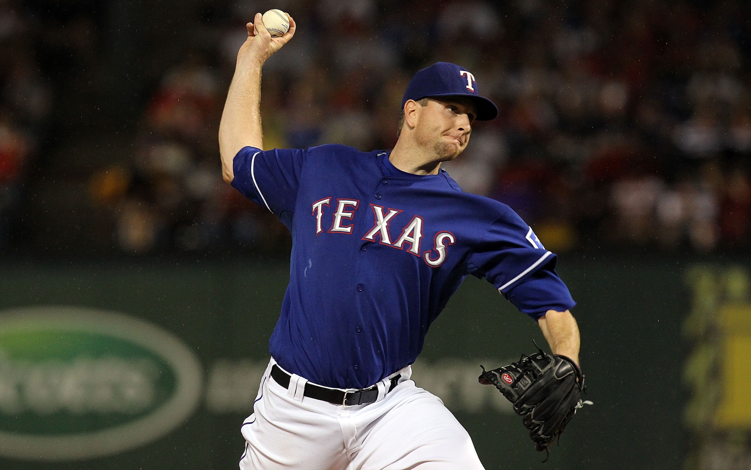 ARLINGTON, TX - JULY 09: Scott Feldman #39 of the Texas Rangers throws against the Baltimore Orioles on July 9, 2010 at Rangers Ballpark in Arlington, Texas. (Photo by Ronald Martinez/Getty Images) ARLINGTON, TX - JULY 09: Scott Feldman #39 of the Texas Rangers throws against the Baltimore Orioles on July 9, 2010 at Rangers Ballpark in Arlington, Texas. (Photo by Ronald Martinez/Getty Images)